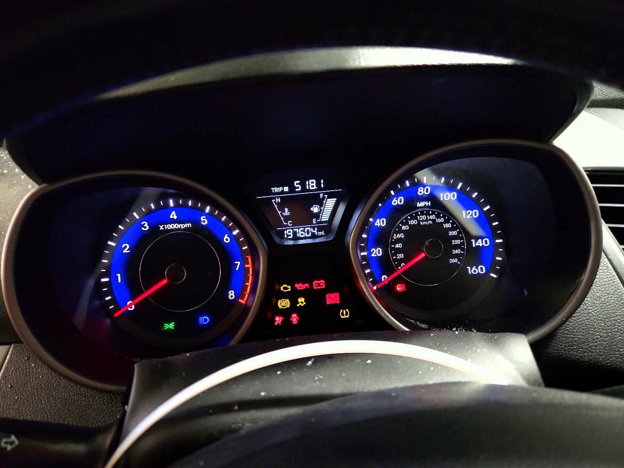 2015 Hyundai Elantra Limited Серебряный vin: KMHDH4AE1FU258343