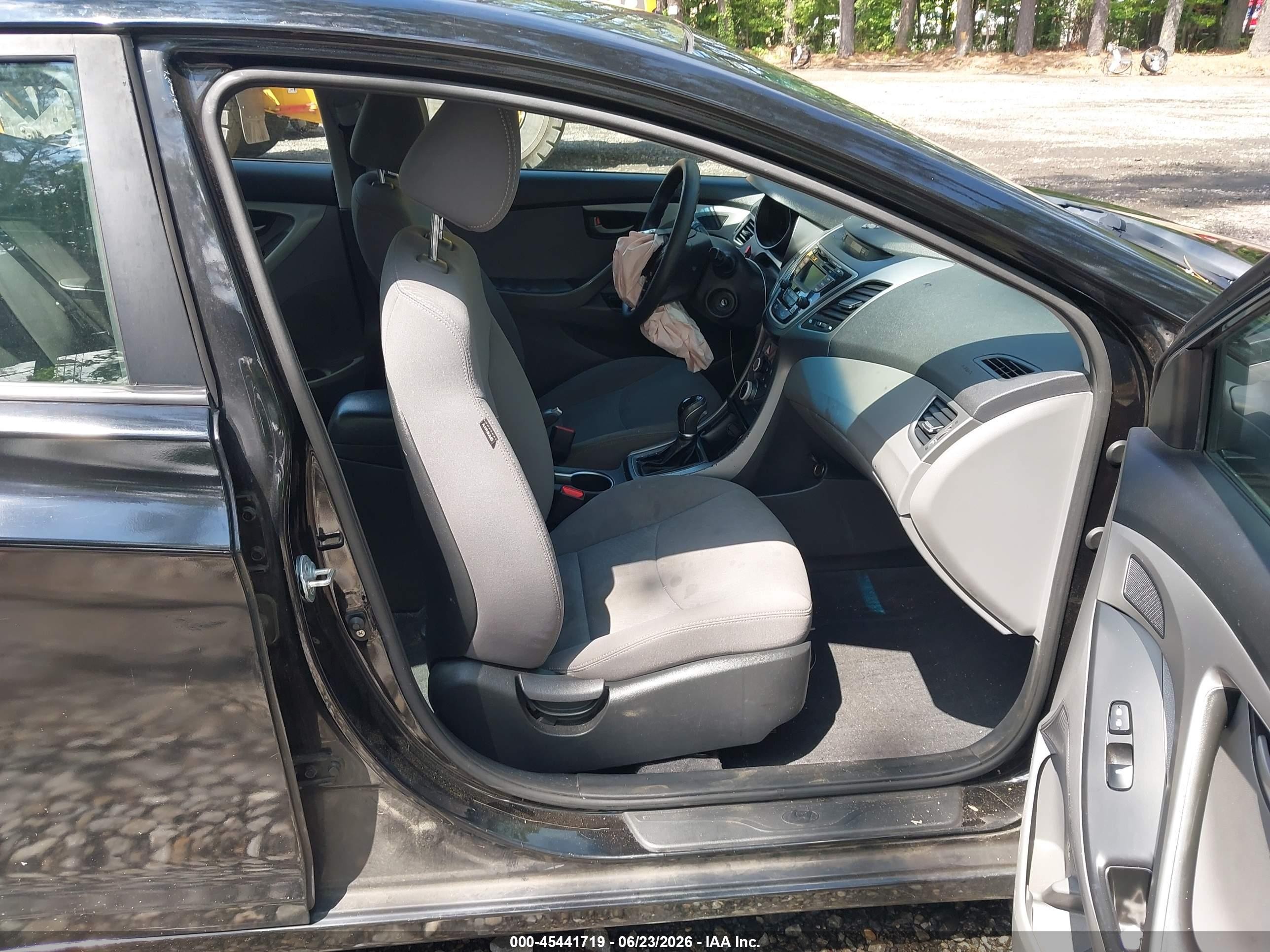 2015 Hyundai Elantra Se Black vin: KMHDH4AE1FU265518