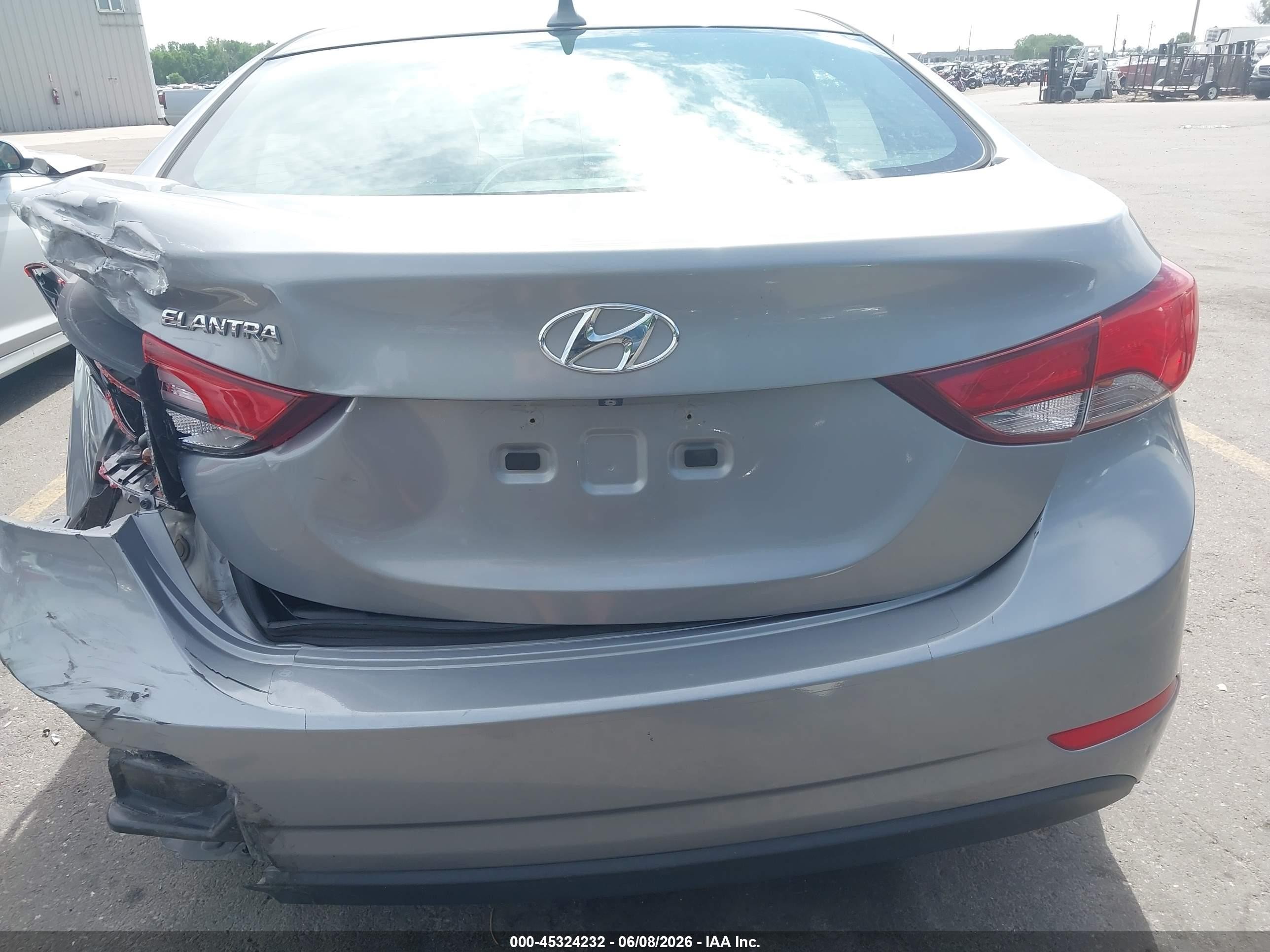 2015 Hyundai Elantra Se Silver vin: KMHDH4AE1FU301417