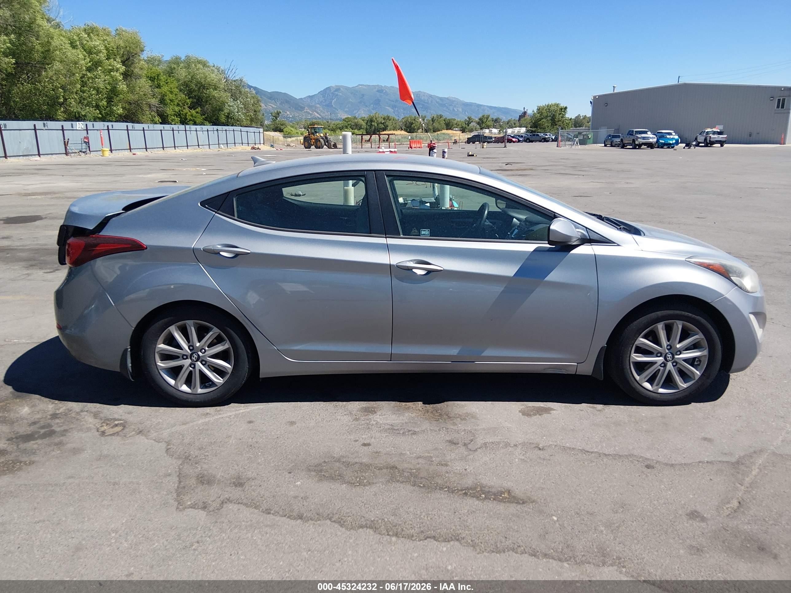 2015 Hyundai Elantra Se Silver vin: KMHDH4AE1FU301417
