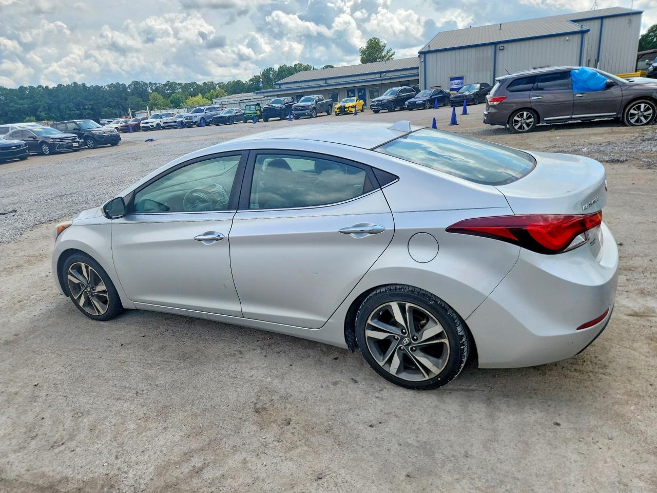 2015 Hyundai Elantra Limited Silver vin: KMHDH4AE1FU326883