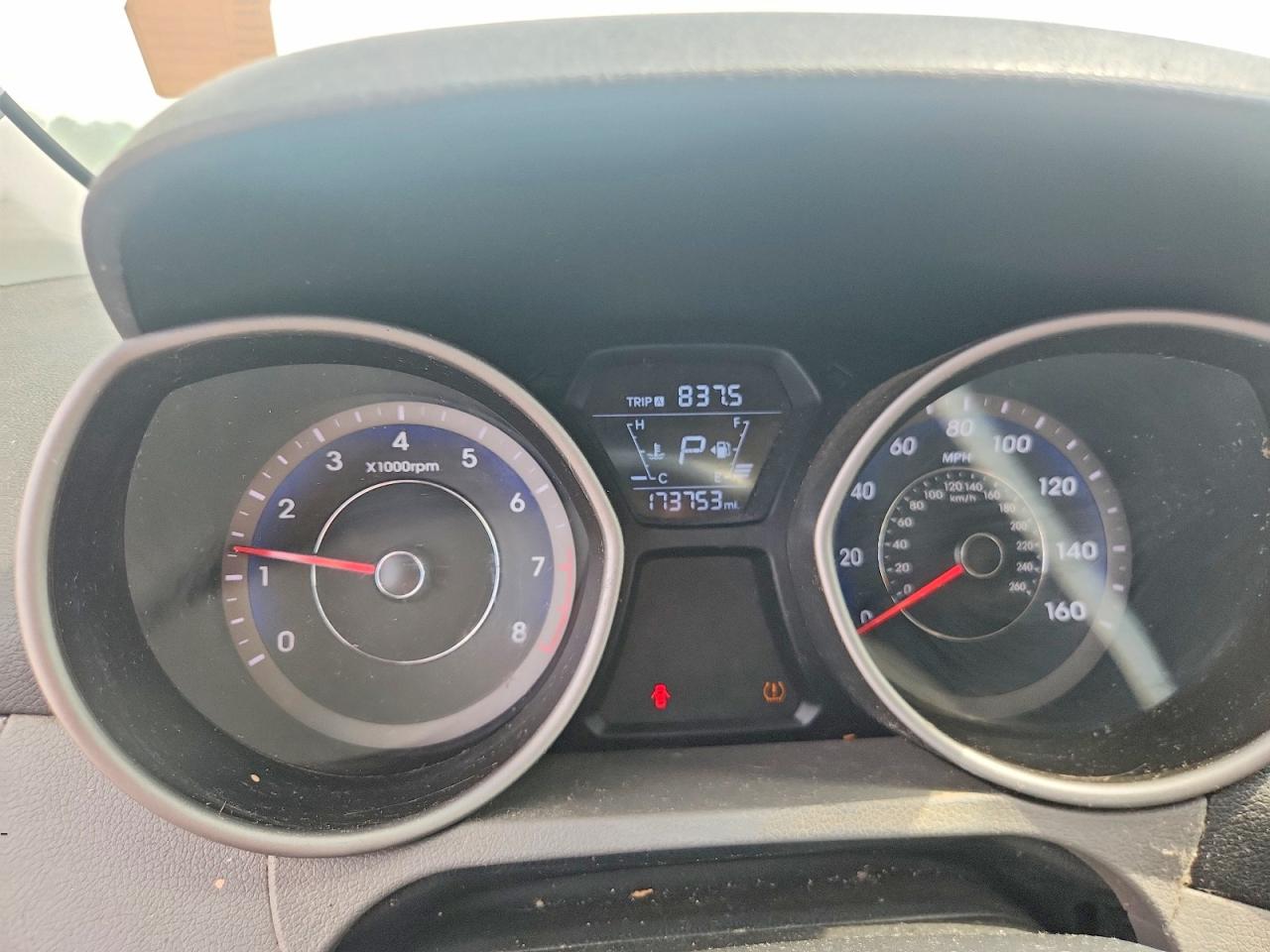 2015 Hyundai Elantra Limited Silver vin: KMHDH4AE1FU326883