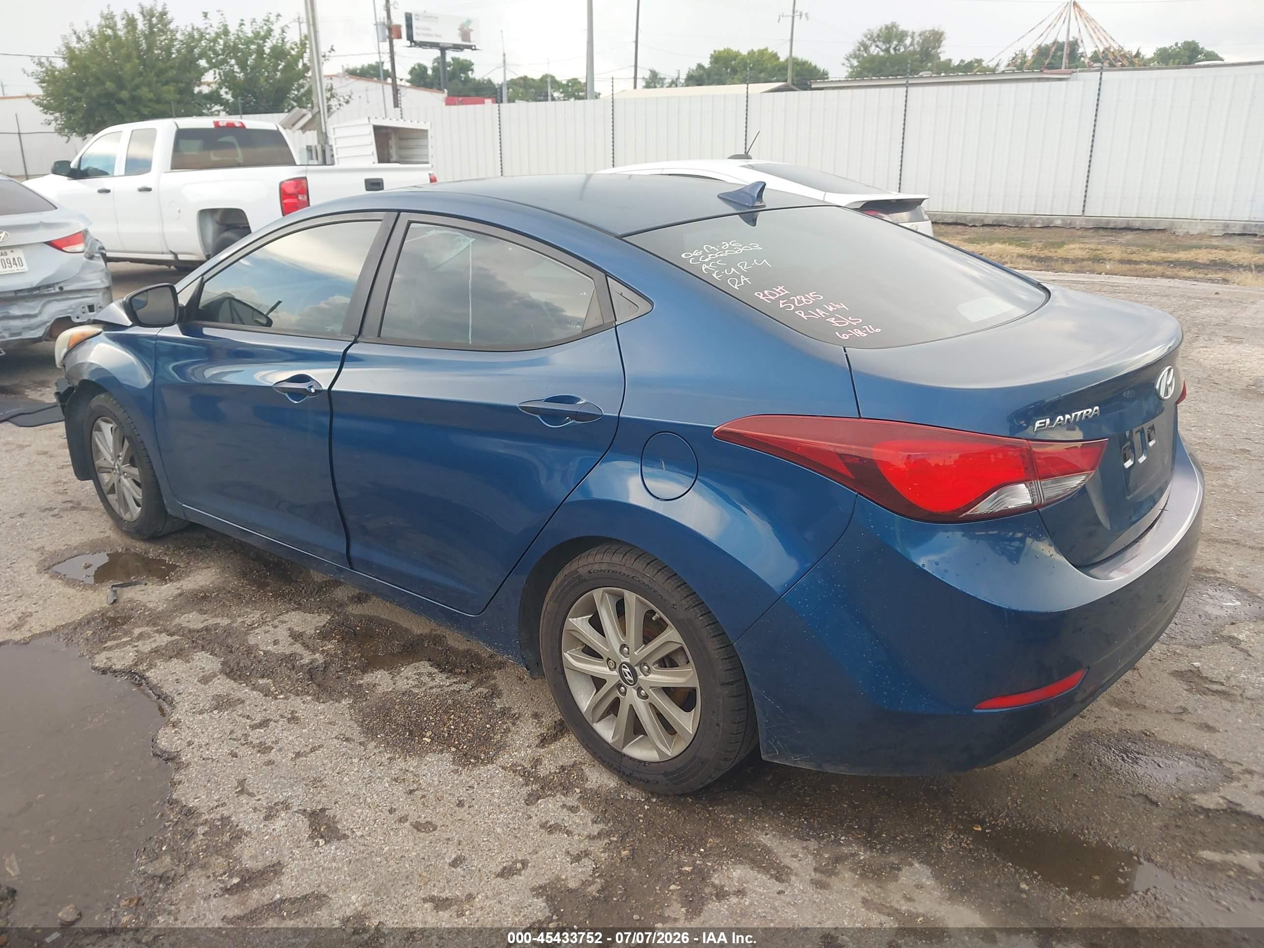 2015 Hyundai Elantra Se Blue vin: KMHDH4AE1FU329458