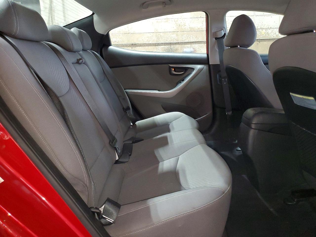 2015 Hyundai Elantra Se Красный vin: KMHDH4AE1FU332957