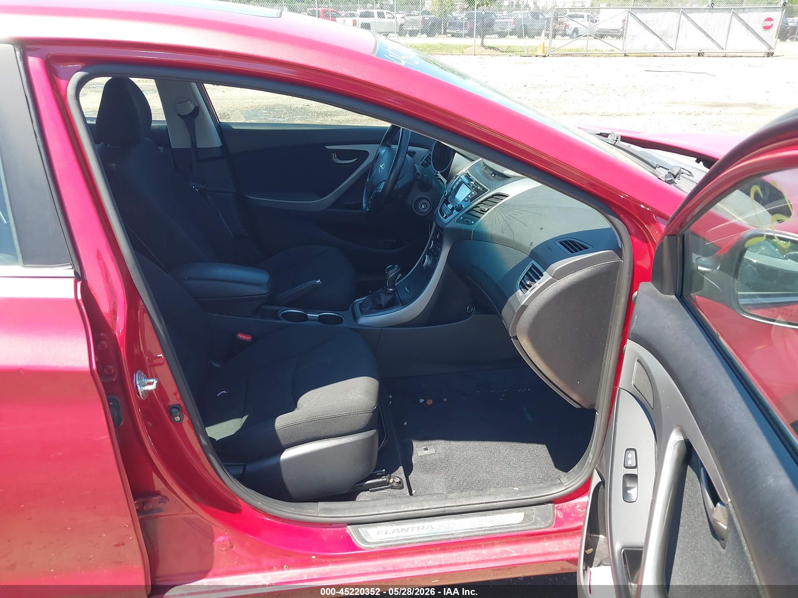 2015 Hyundai Elantra Se Red vin: KMHDH4AE1FU355042