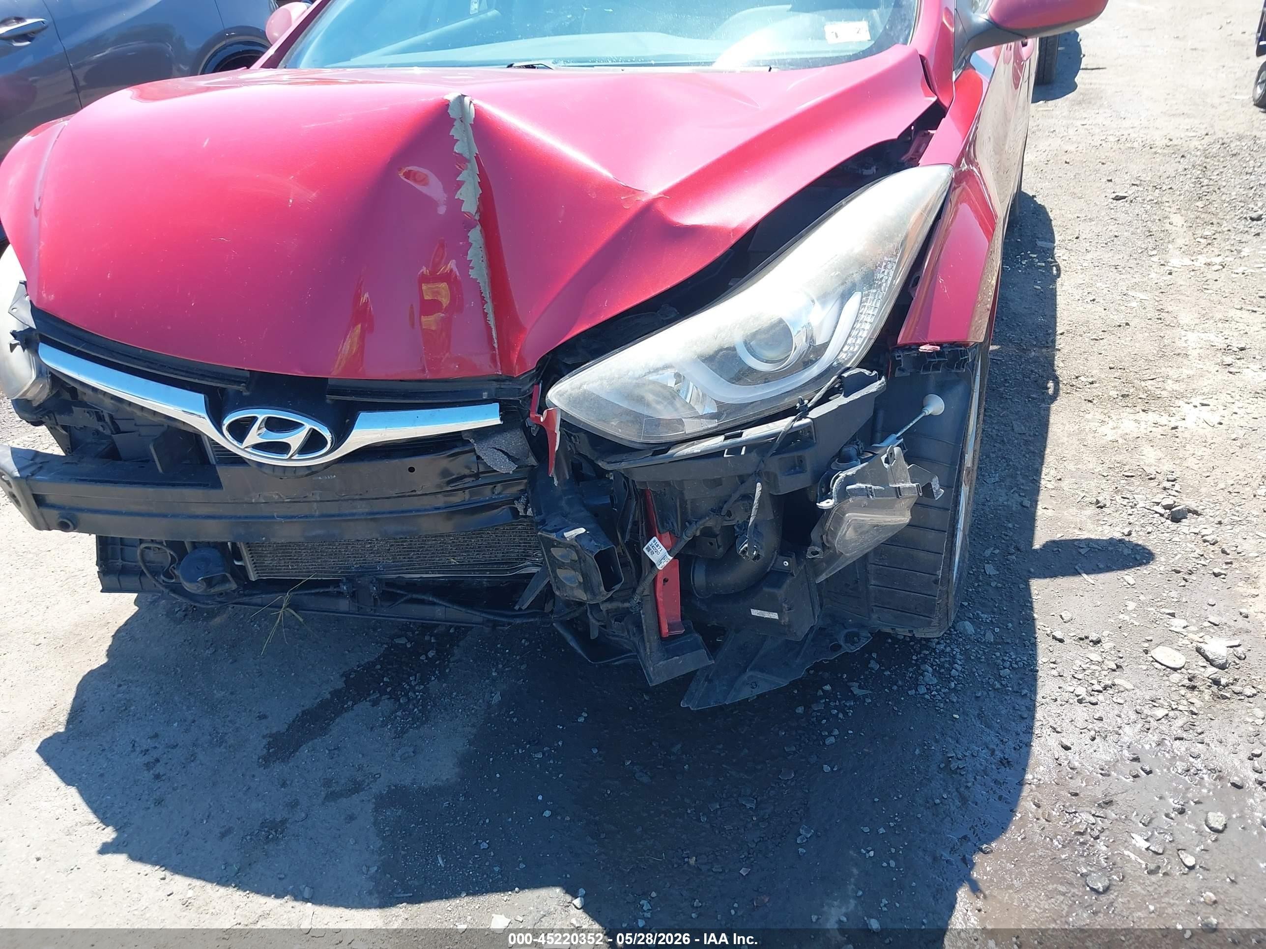 2015 Hyundai Elantra Se Red vin: KMHDH4AE1FU355042