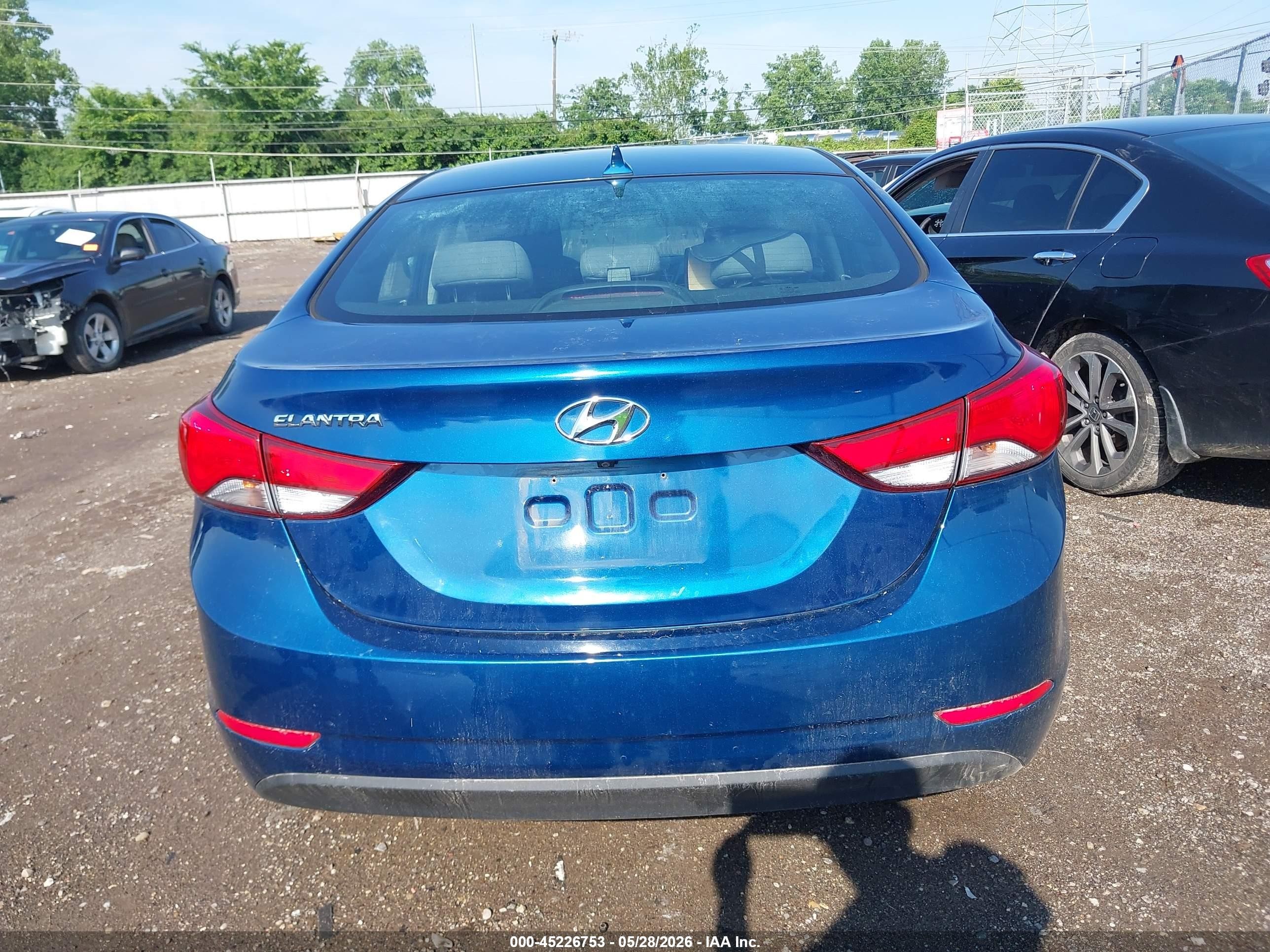2015 Hyundai Elantra Se Blue vin: KMHDH4AE1FU360466