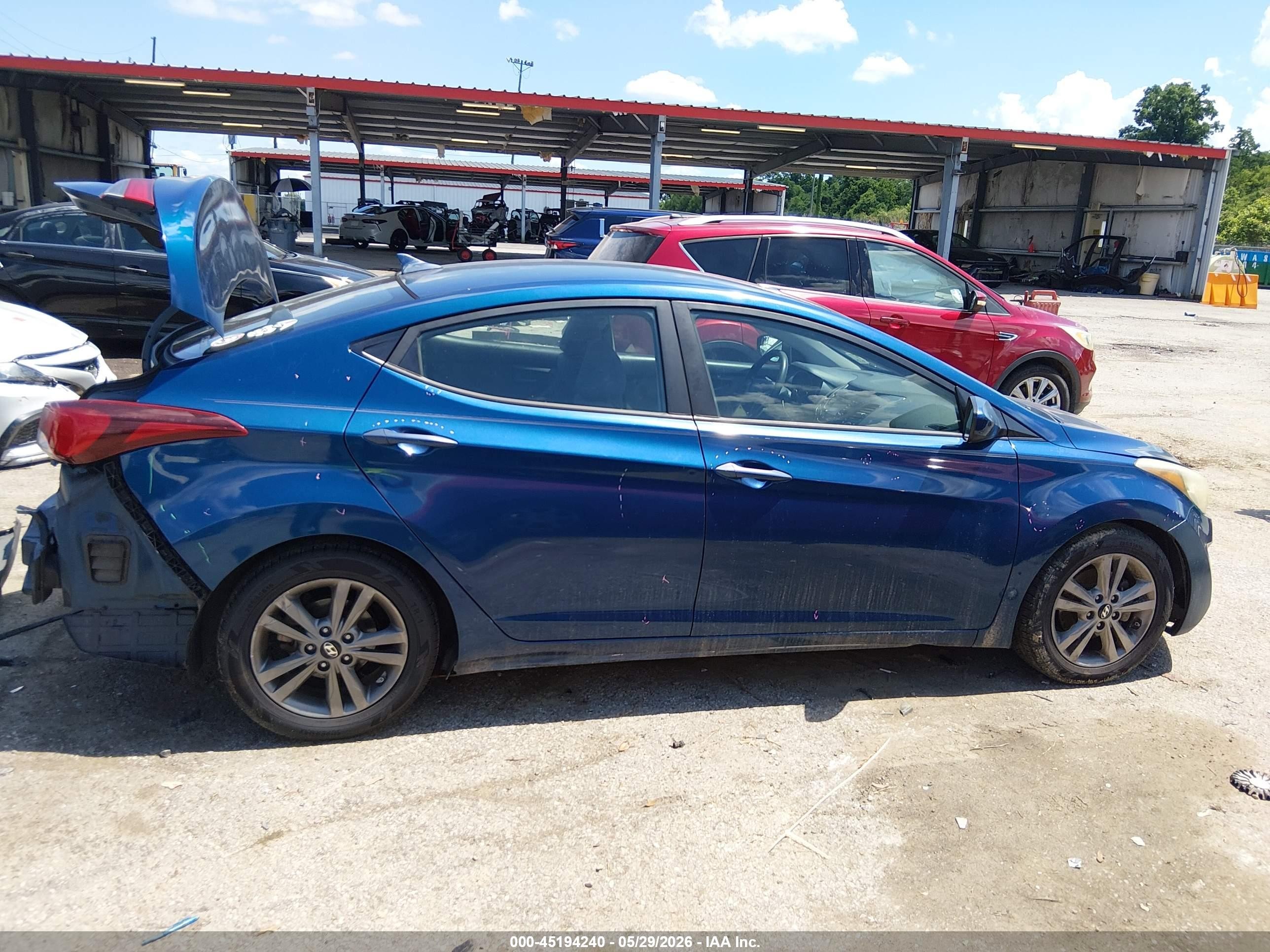 2016 Hyundai Elantra Se Blue vin: KMHDH4AE1GU503689