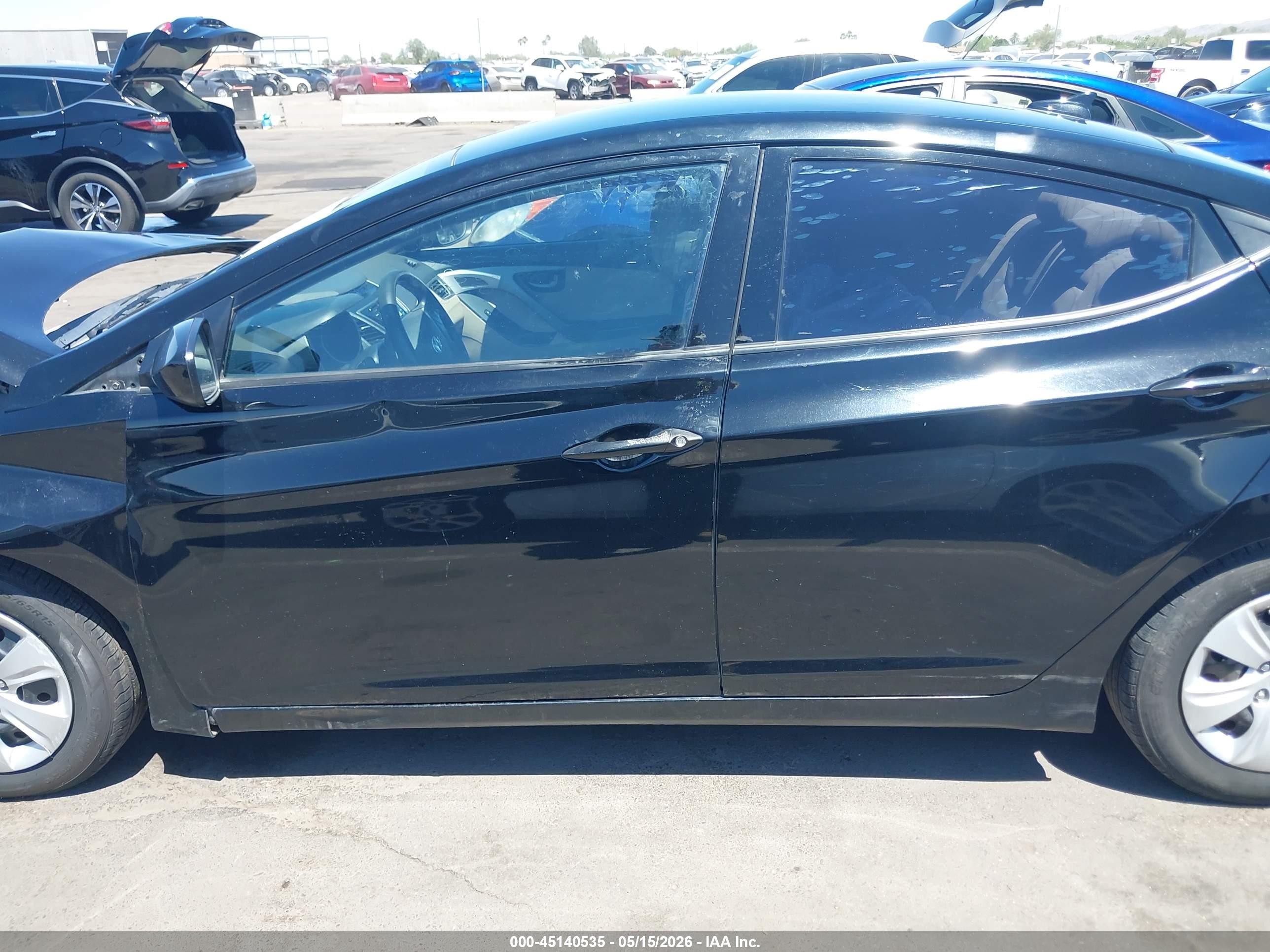 2016 Hyundai Elantra Se Black vin: KMHDH4AE1GU646058