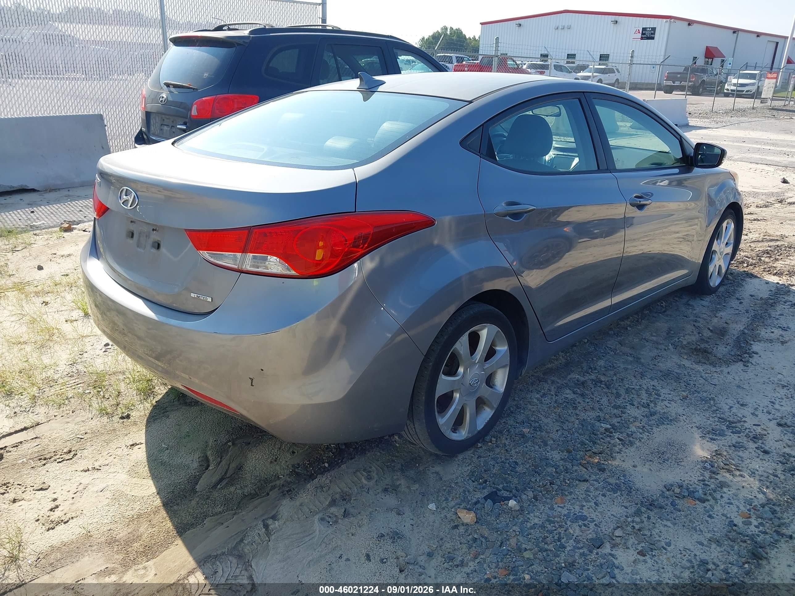2011 Hyundai Elantra Limited (ulsan Plant) Silver vin: KMHDH4AE2BU082039