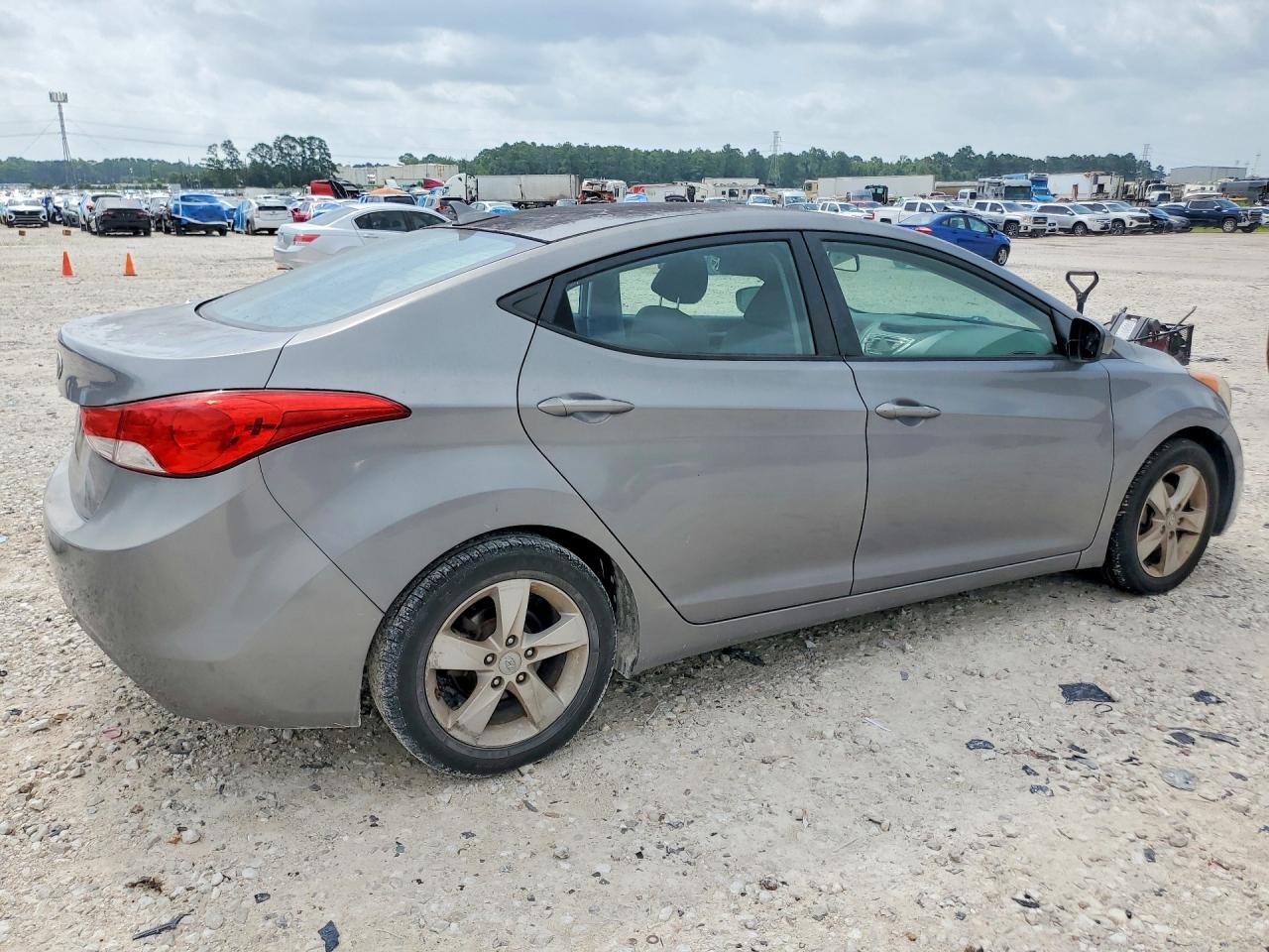 2011 Hyundai Elantra Gls Silver vin: KMHDH4AE2BU106713