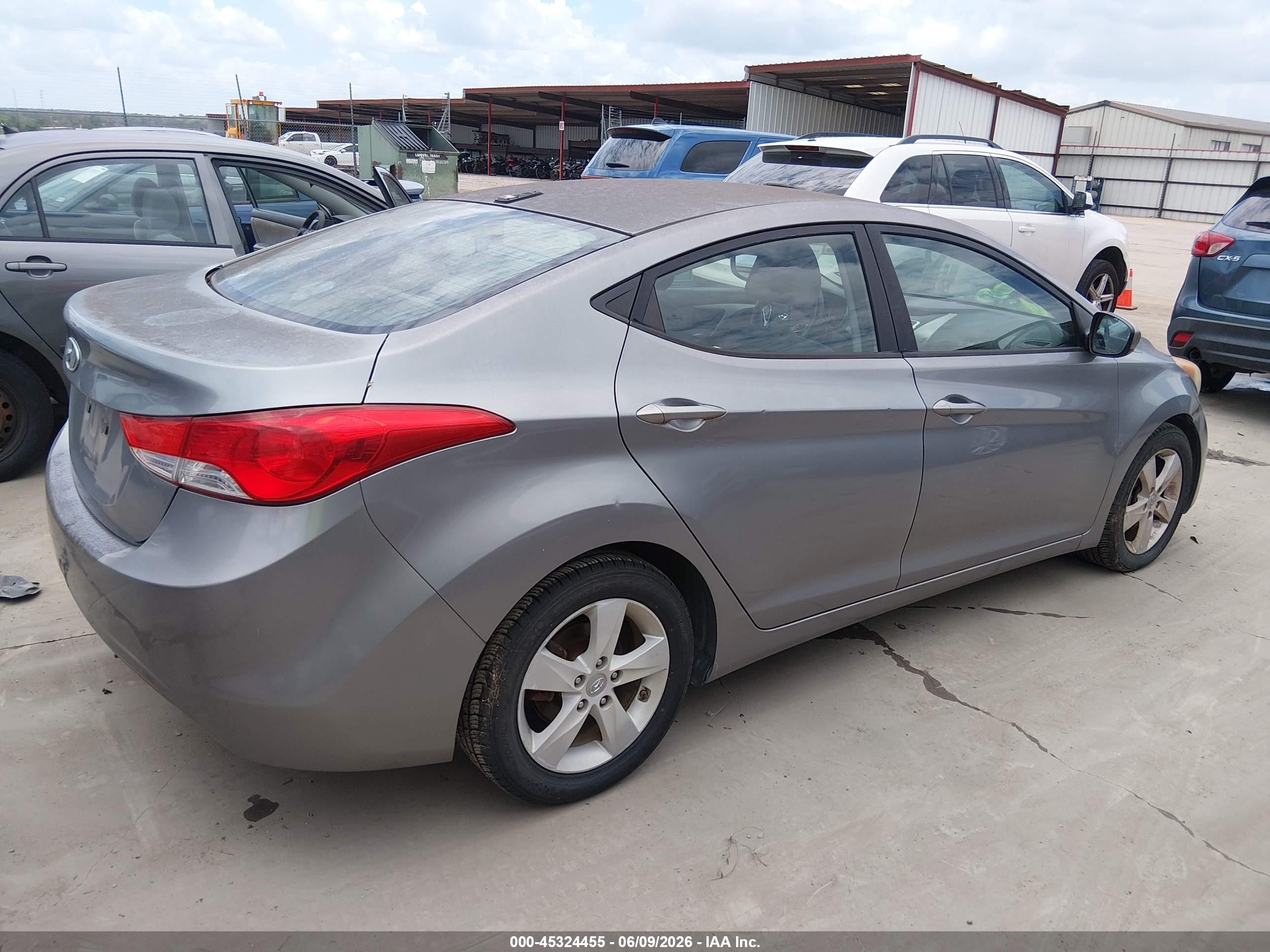 2011 Hyundai Elantra Gls (ulsan Plant) Silver vin: KMHDH4AE2BU160710