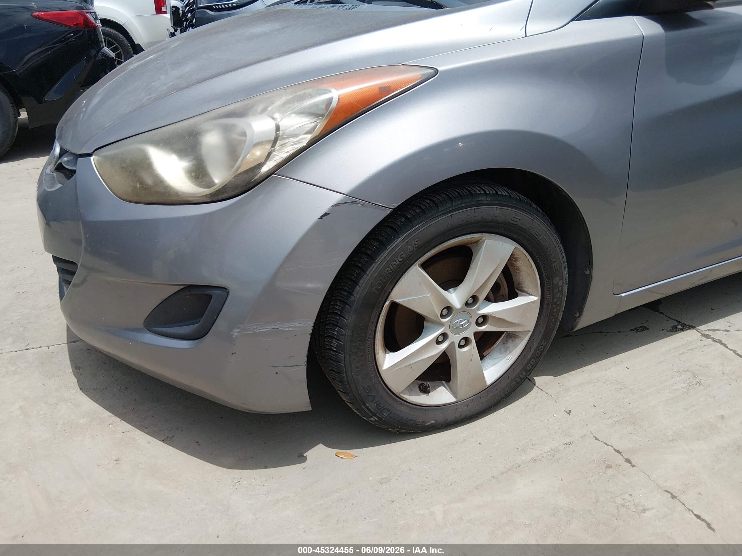 2011 Hyundai Elantra Gls (ulsan Plant) Silver vin: KMHDH4AE2BU160710