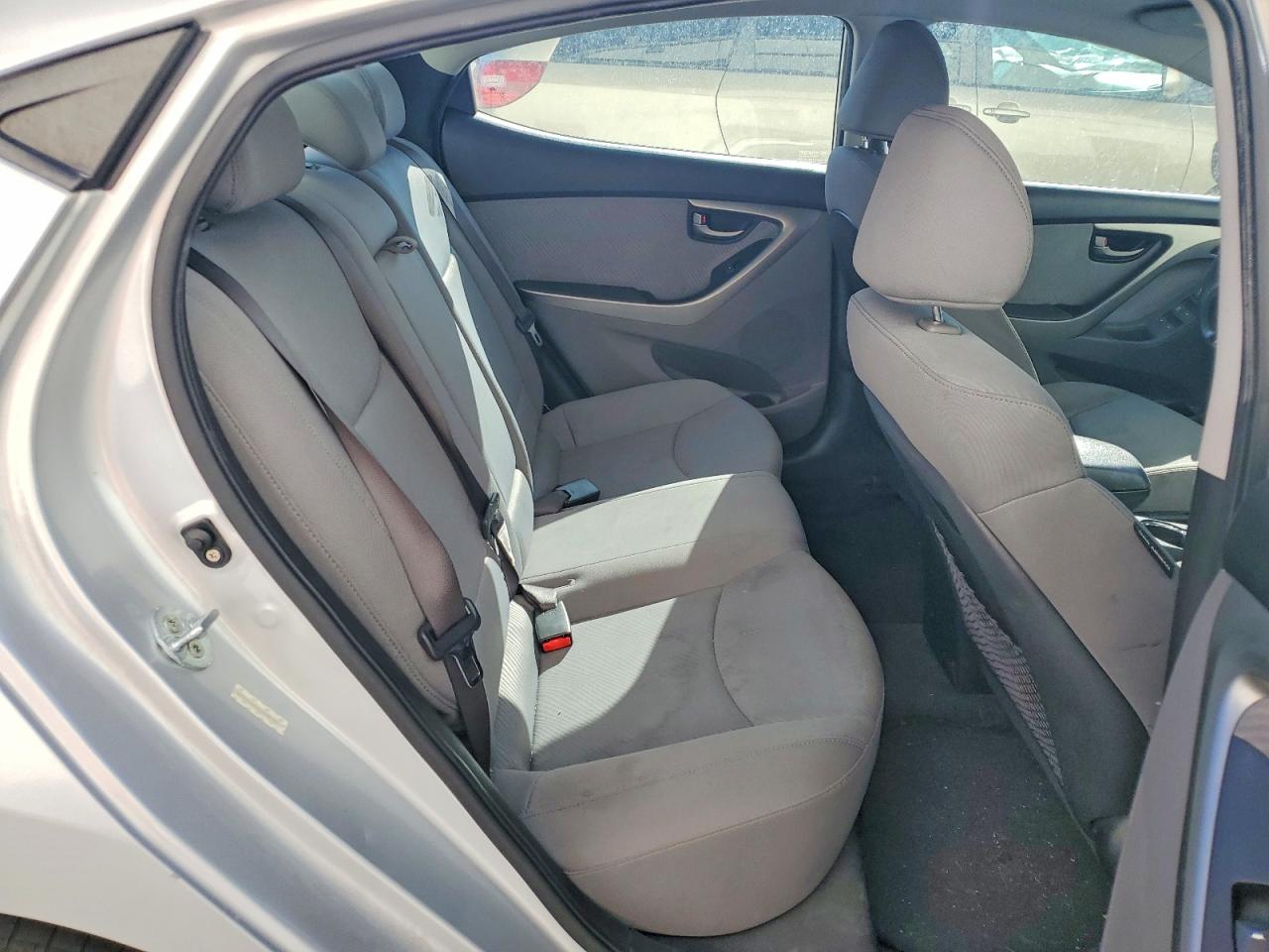 2012 Hyundai Elantra Gls Silver vin: KMHDH4AE2CU228702