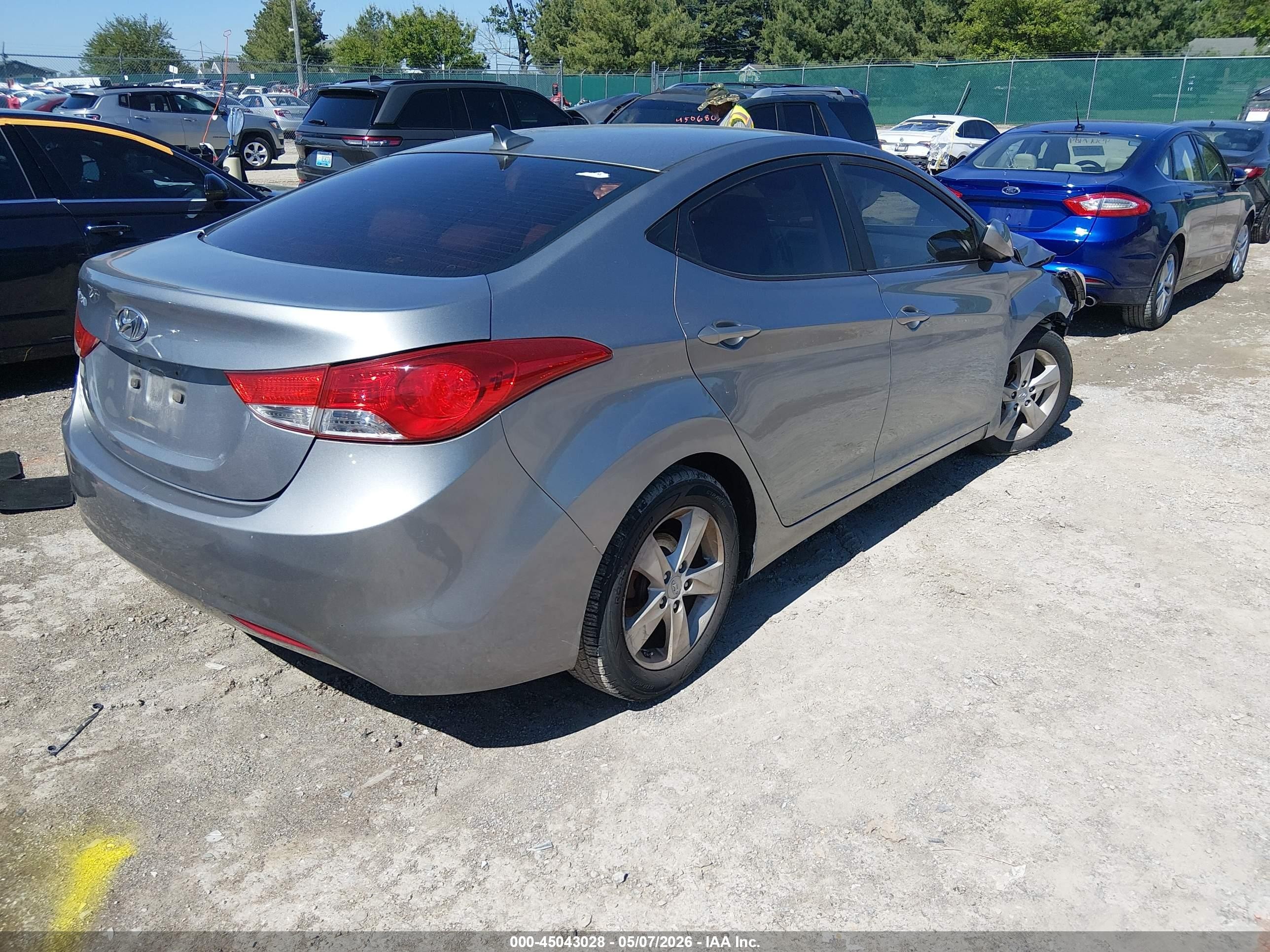 2012 Hyundai Elantra Gls (ulsan Plant) Silver vin: KMHDH4AE2CU267242