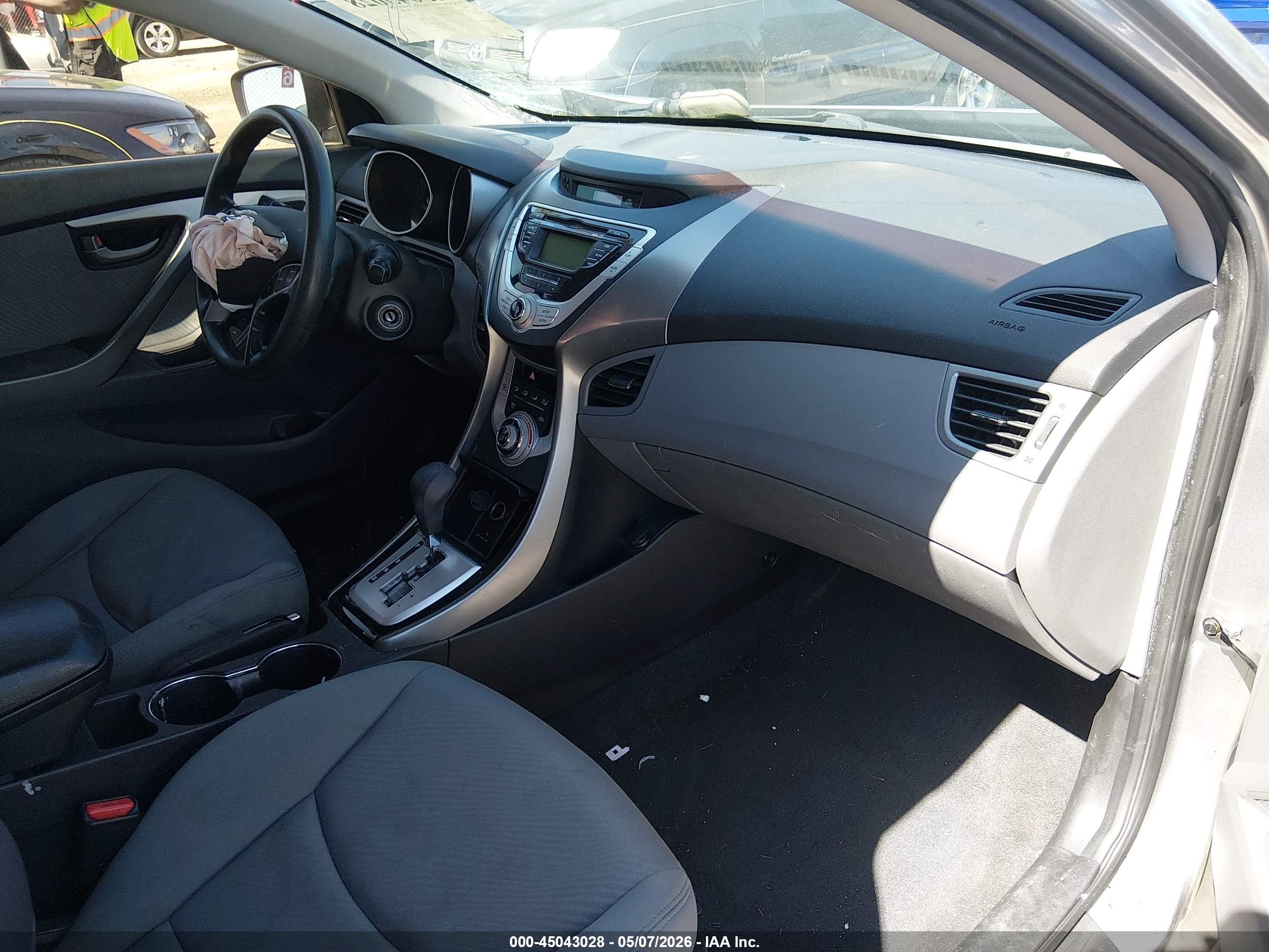 2012 Hyundai Elantra Gls (ulsan Plant) Silver vin: KMHDH4AE2CU267242