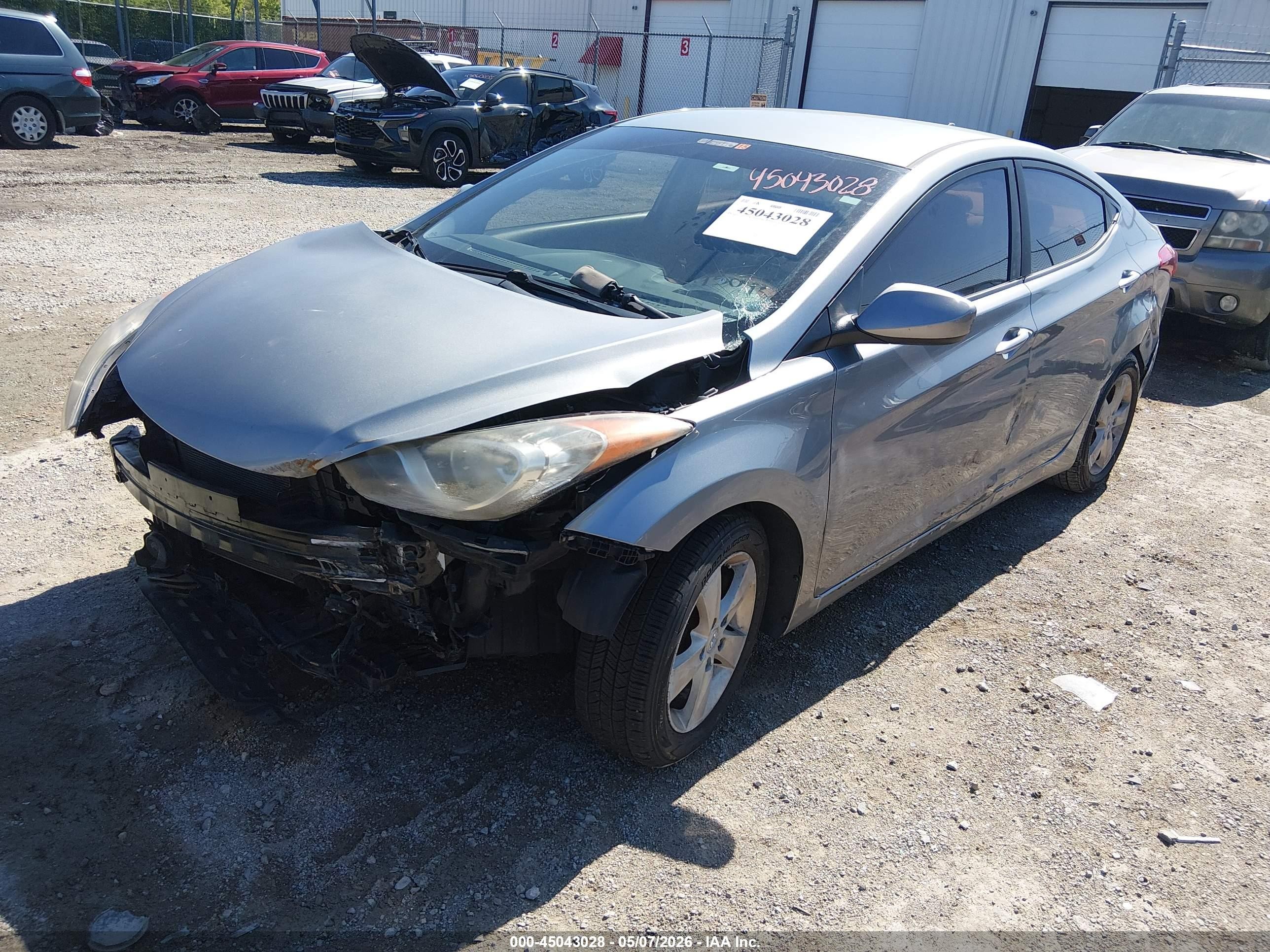 2012 Hyundai Elantra Gls (ulsan Plant) Silver vin: KMHDH4AE2CU267242
