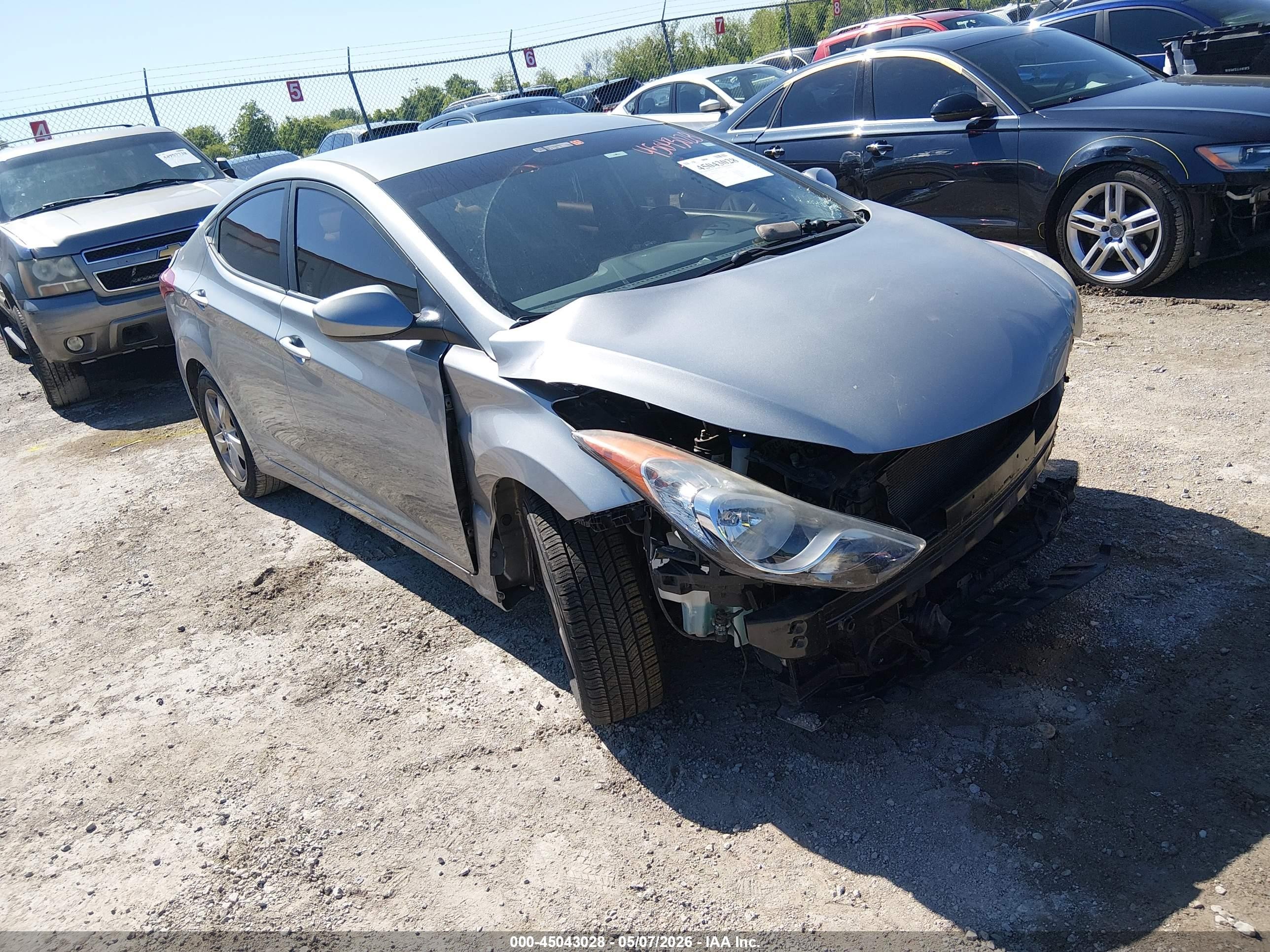 2012 Hyundai Elantra Gls (ulsan Plant) Silver vin: KMHDH4AE2CU267242