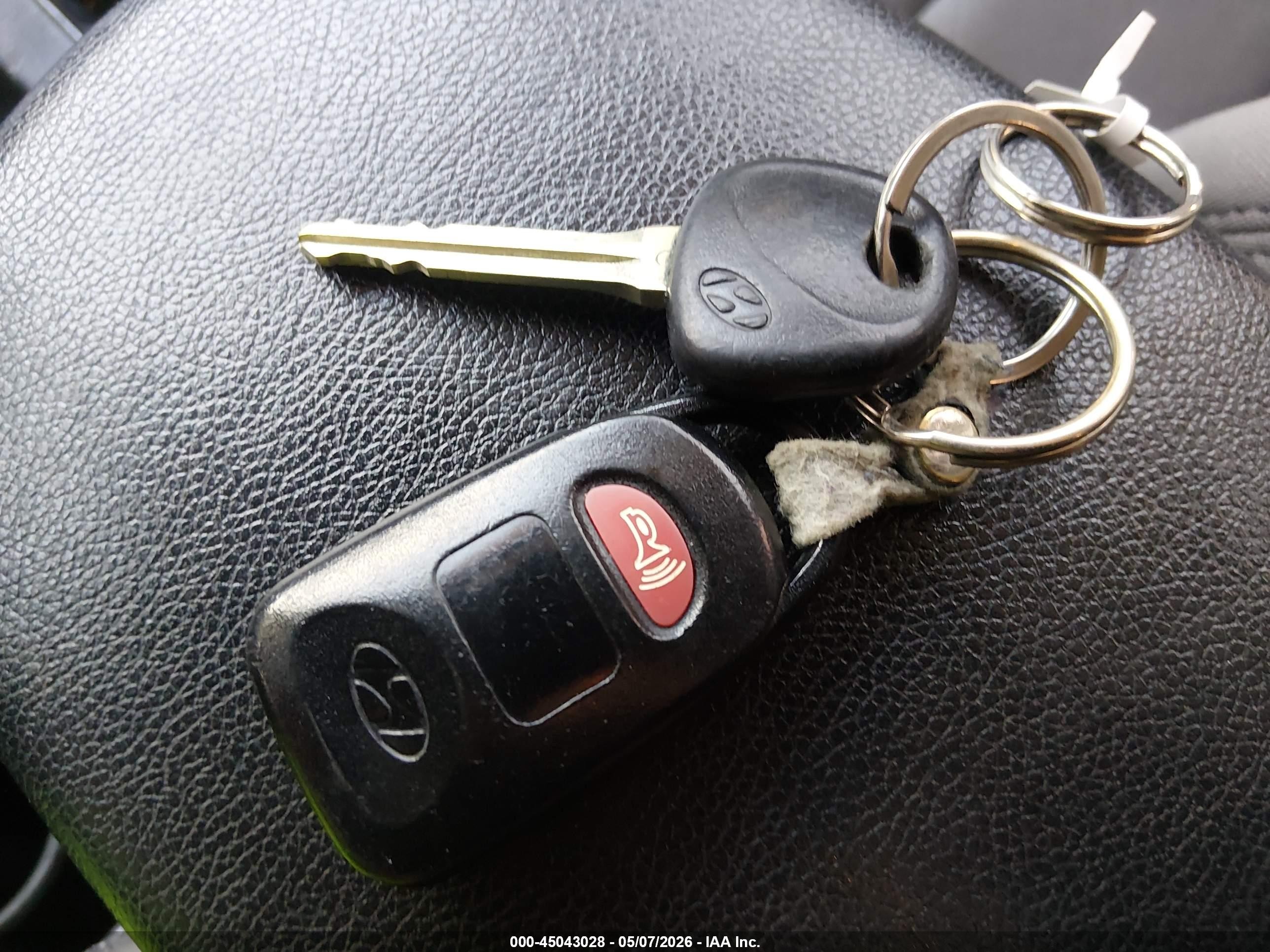 2012 Hyundai Elantra Gls (ulsan Plant) Silver vin: KMHDH4AE2CU267242
