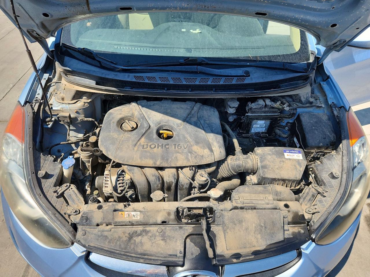 2012 Hyundai Elantra Blue vin: KMHDH4AE2CU304502