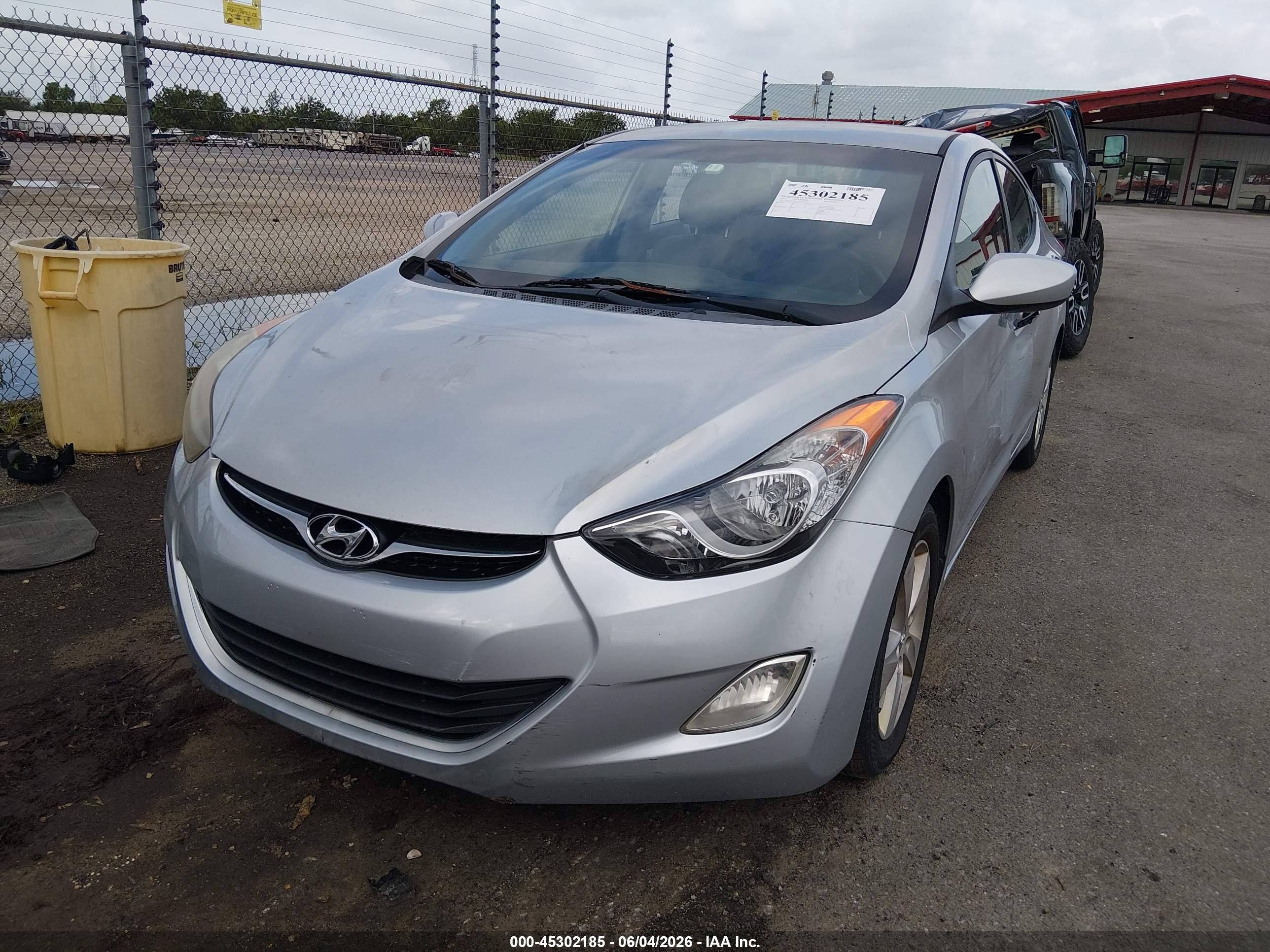 2012 Hyundai Elantra Gls (ulsan Plant) Silver vin: KMHDH4AE2CU331330