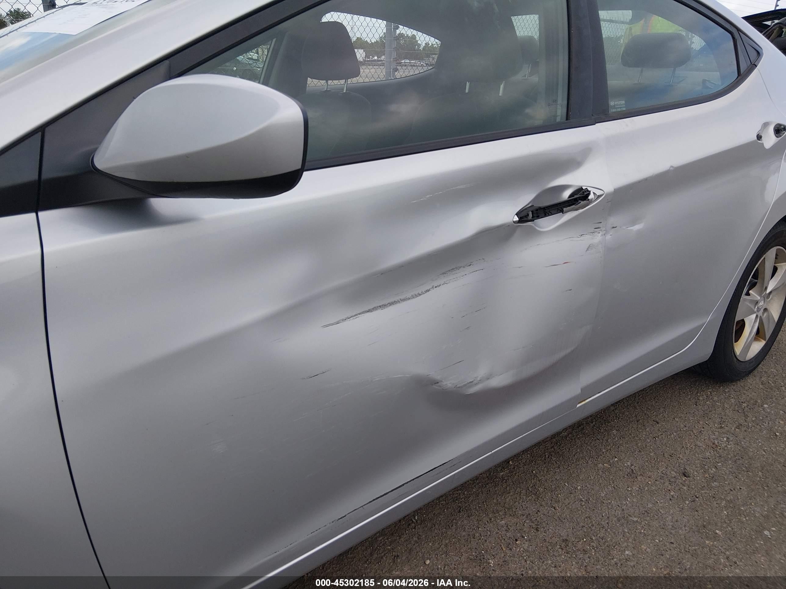 2012 Hyundai Elantra Gls (ulsan Plant) Silver vin: KMHDH4AE2CU331330