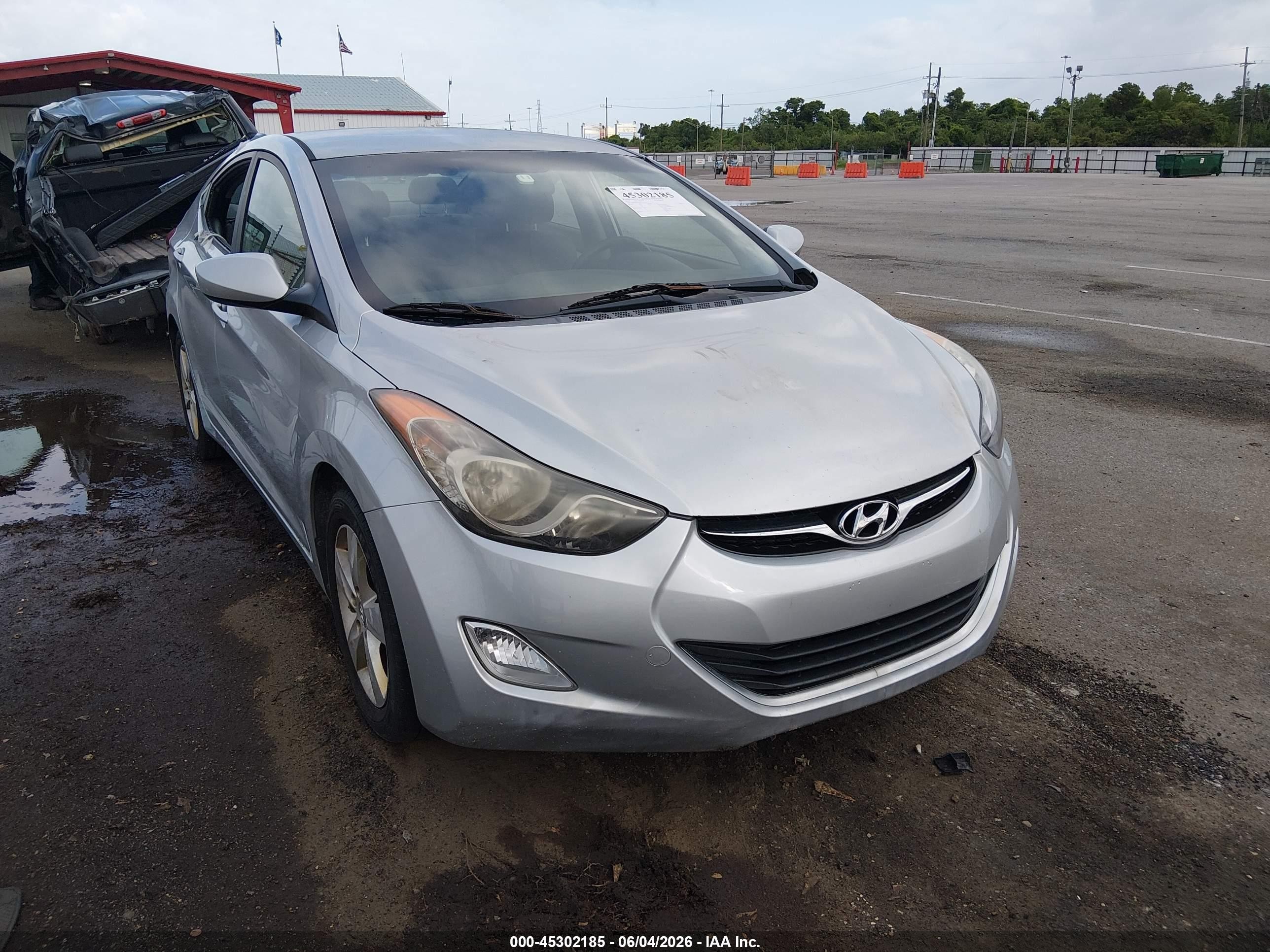 2012 Hyundai Elantra Gls (ulsan Plant) Silver vin: KMHDH4AE2CU331330