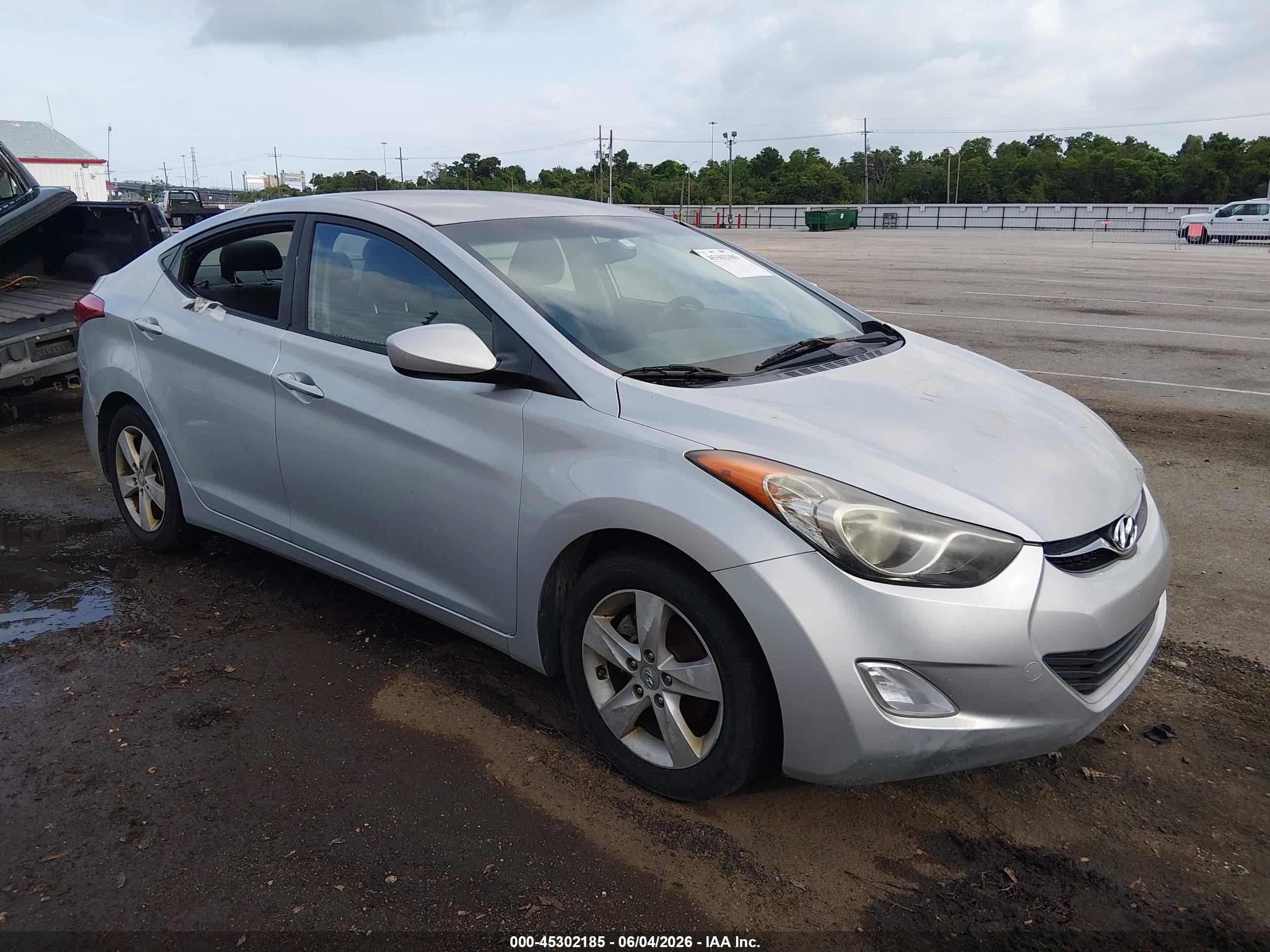 2012 Hyundai Elantra Gls (ulsan Plant) Silver vin: KMHDH4AE2CU331330