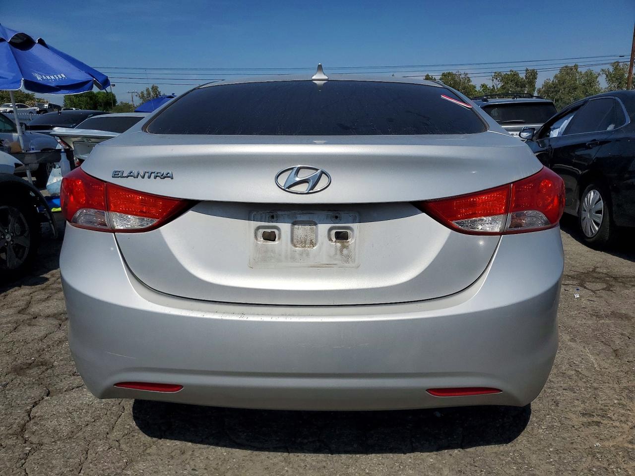 2012 Hyundai Elantra Gls Silver vin: KMHDH4AE2CU341274