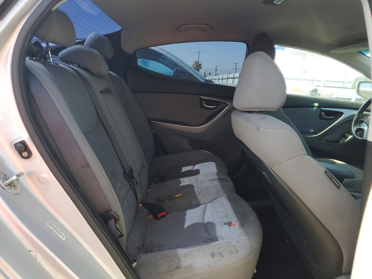 2012 Hyundai Elantra Gls Silver vin: KMHDH4AE2CU341274