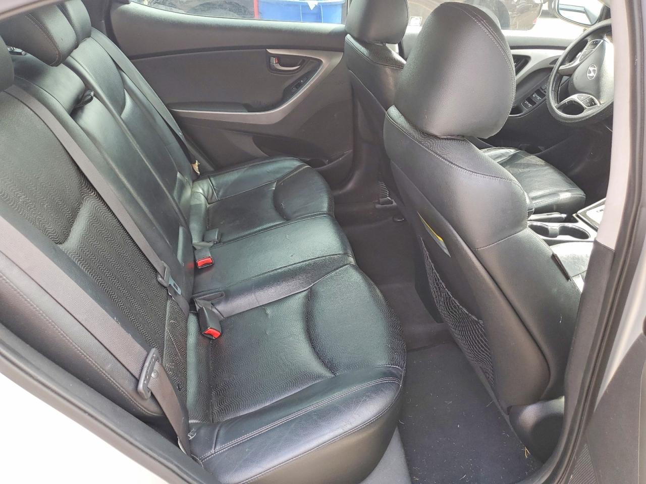 2012 Hyundai Elantra Limited Silver vin: KMHDH4AE2CU352355