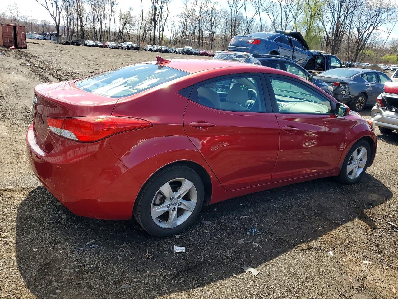 2012 Hyundai Elantra Gls Maroon vin: KMHDH4AE2CU384903