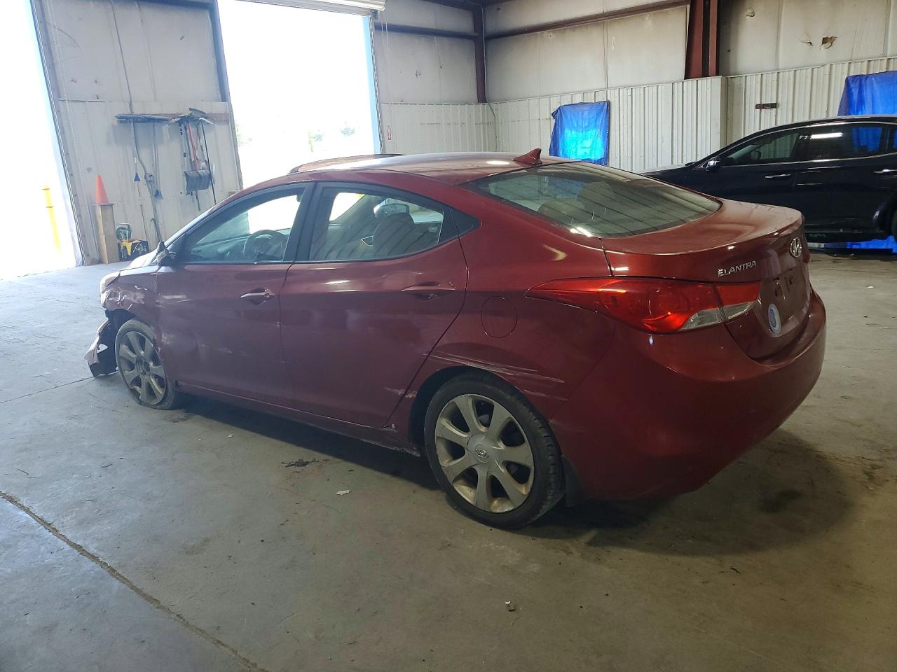 2012 Hyundai Elantra Limited Red vin: KMHDH4AE2CU391480
