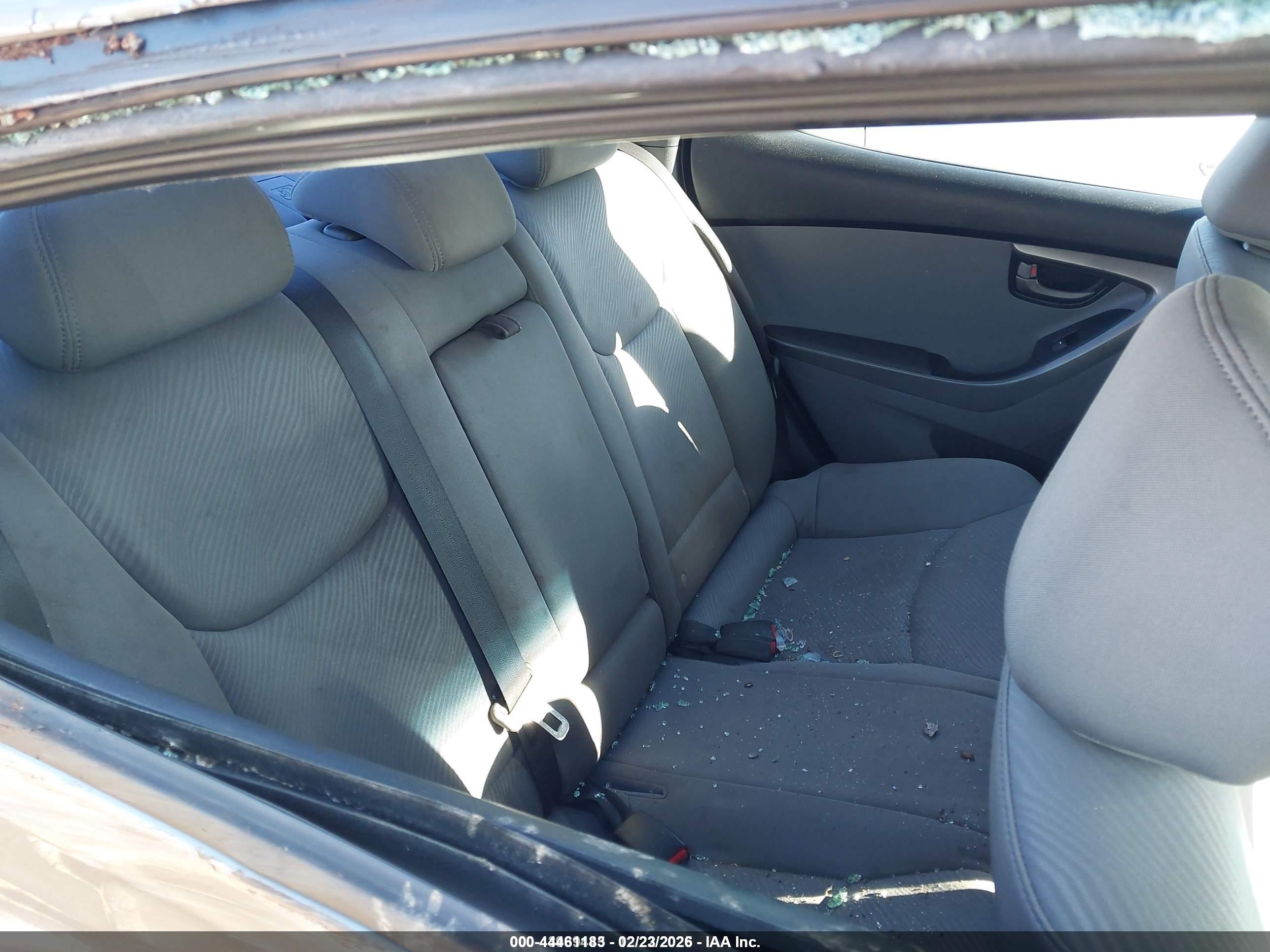 2012 Hyundai Elantra Gls (ulsan Plant) Silver vin: KMHDH4AE2CU427751