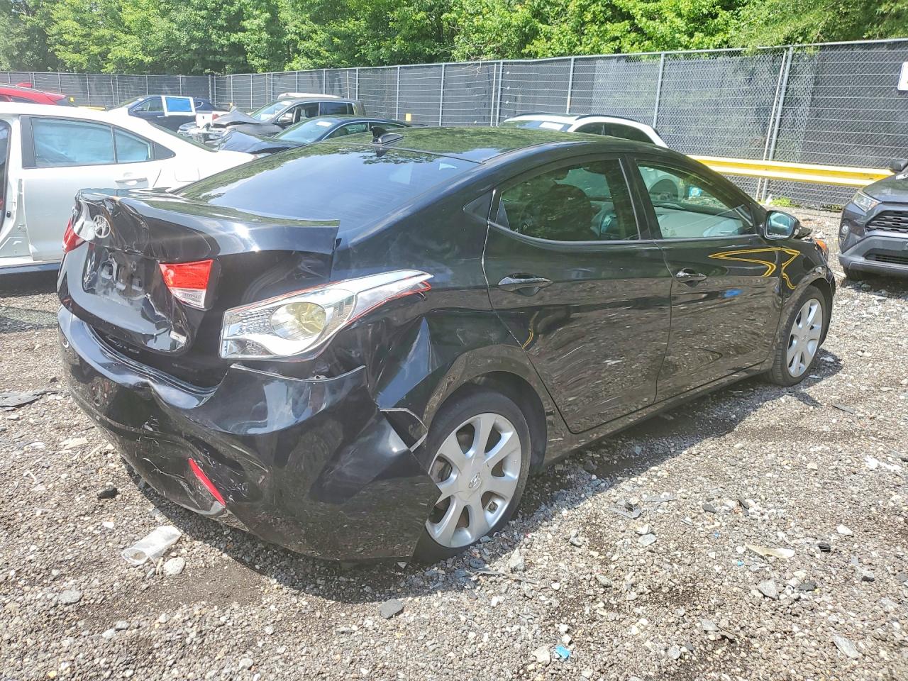 2013 Hyundai Elantra Limited Black vin: KMHDH4AE2DU001253