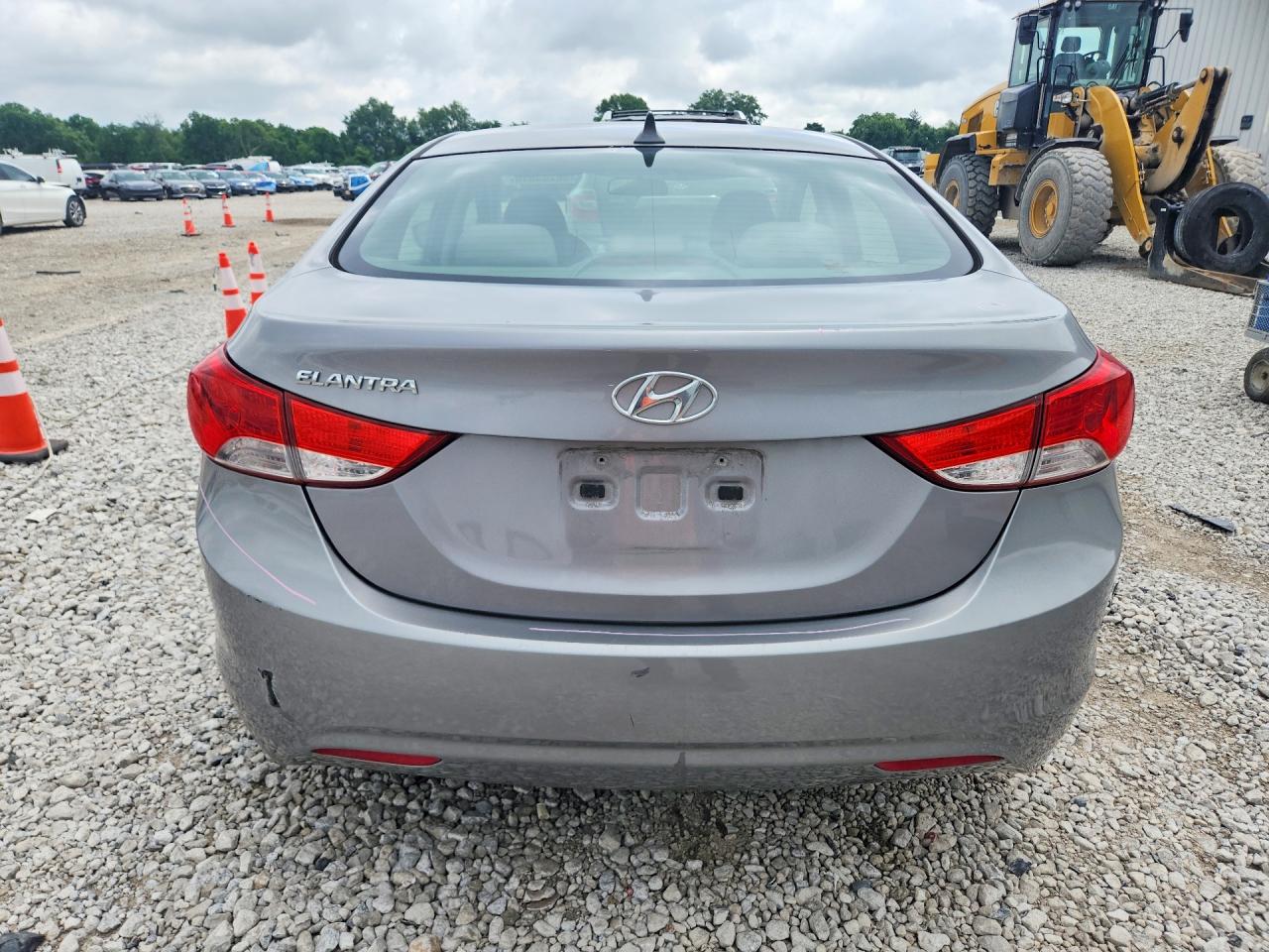 2013 Hyundai Elantra Gls Gray vin: KMHDH4AE2DU496411
