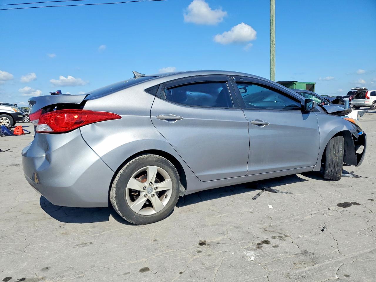 2013 Hyundai Elantra Gls Silver vin: KMHDH4AE2DU511988