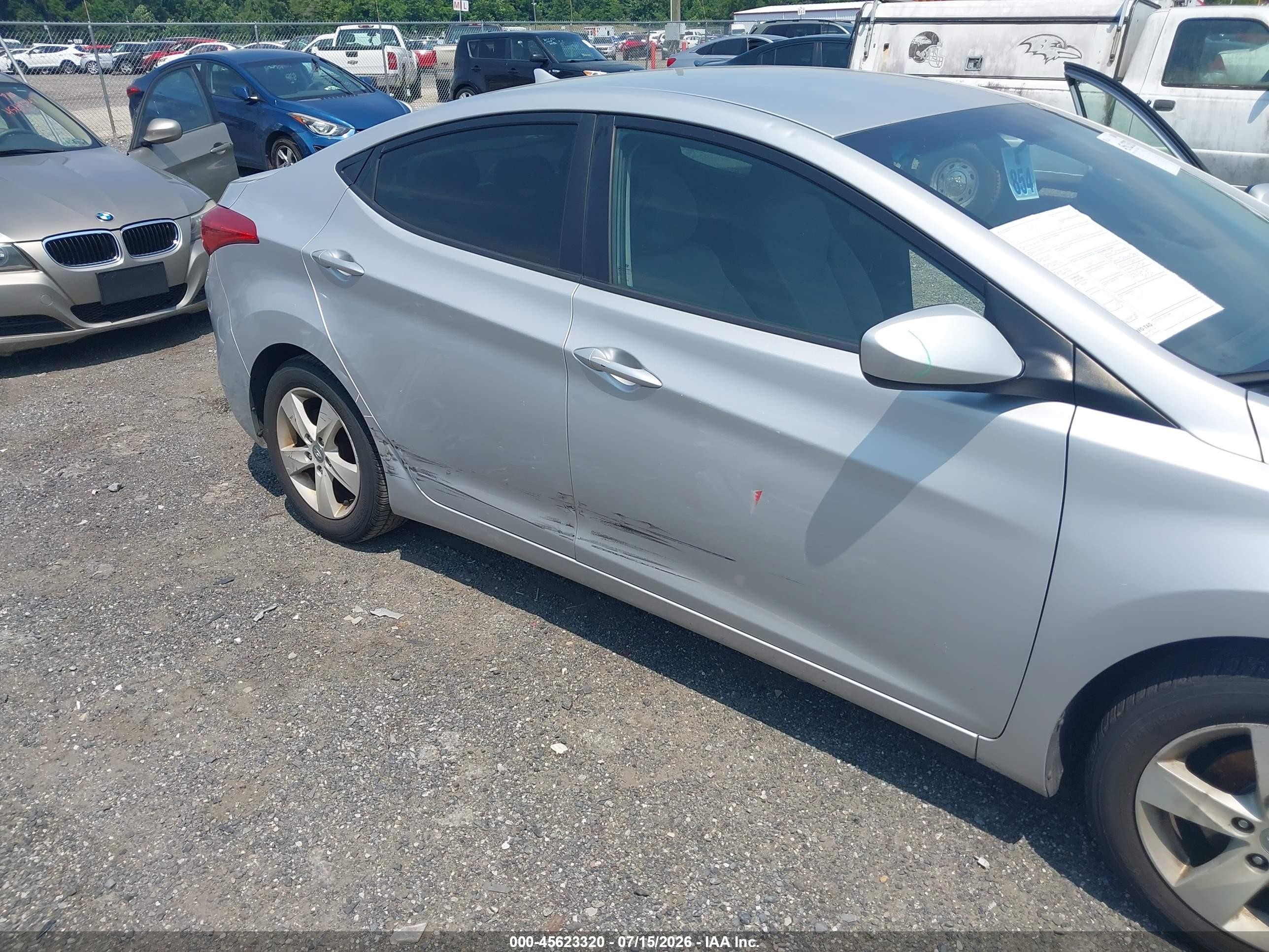 2013 Hyundai Elantra Gls Silver vin: KMHDH4AE2DU551620