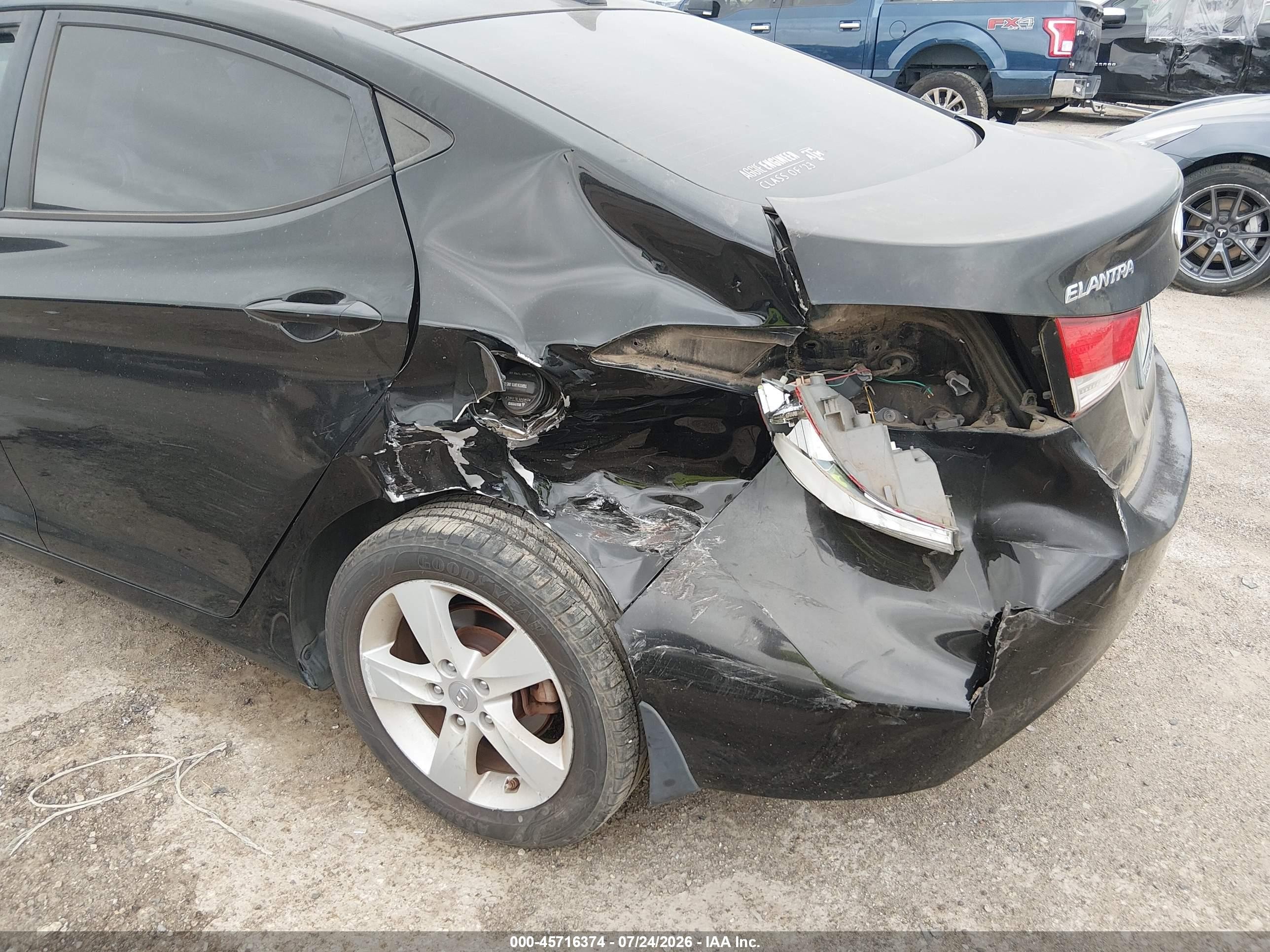 2013 Hyundai Elantra Gls Black vin: KMHDH4AE2DU556879