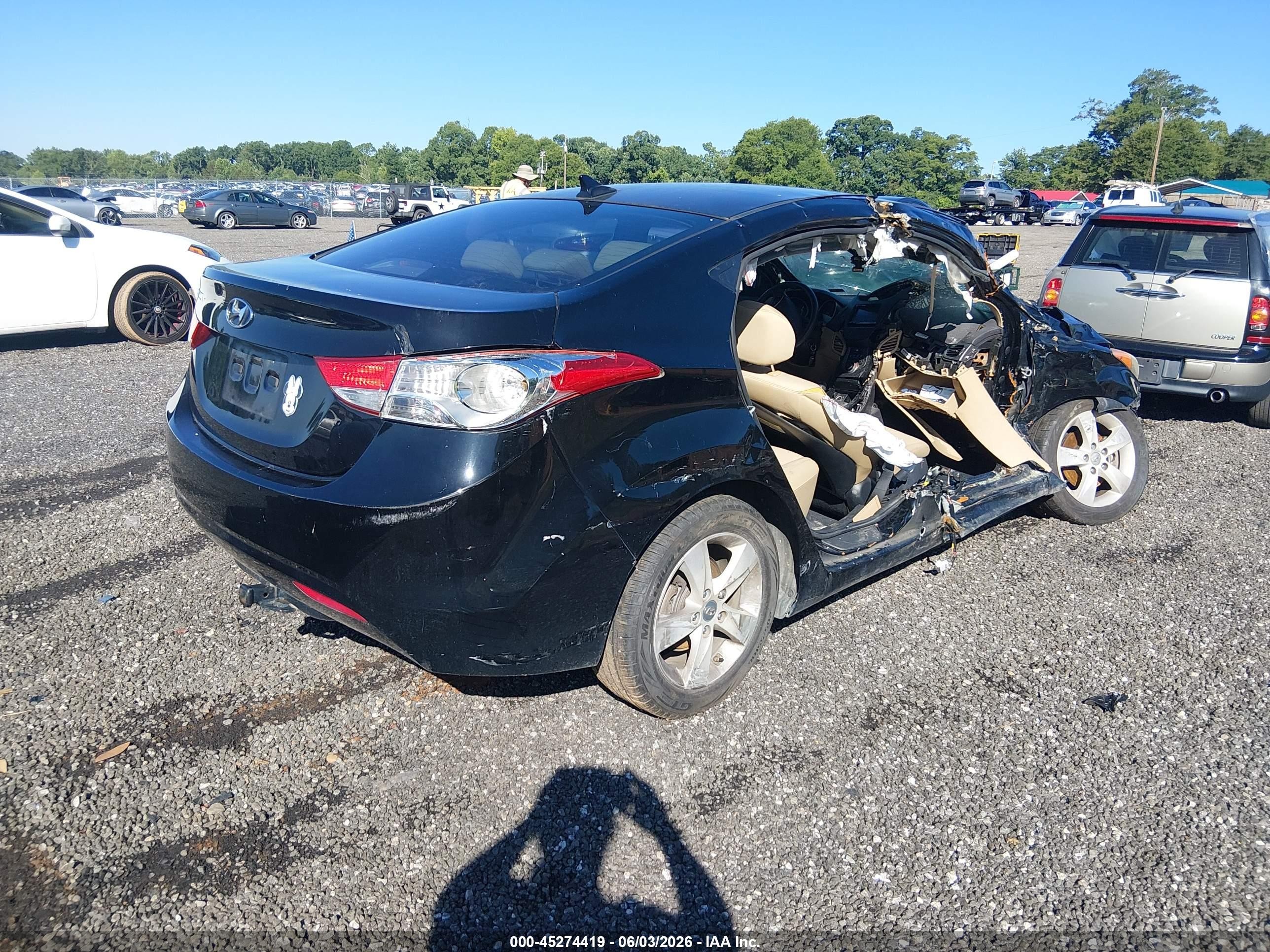2013 Hyundai Elantra Gls Black vin: KMHDH4AE2DU571365