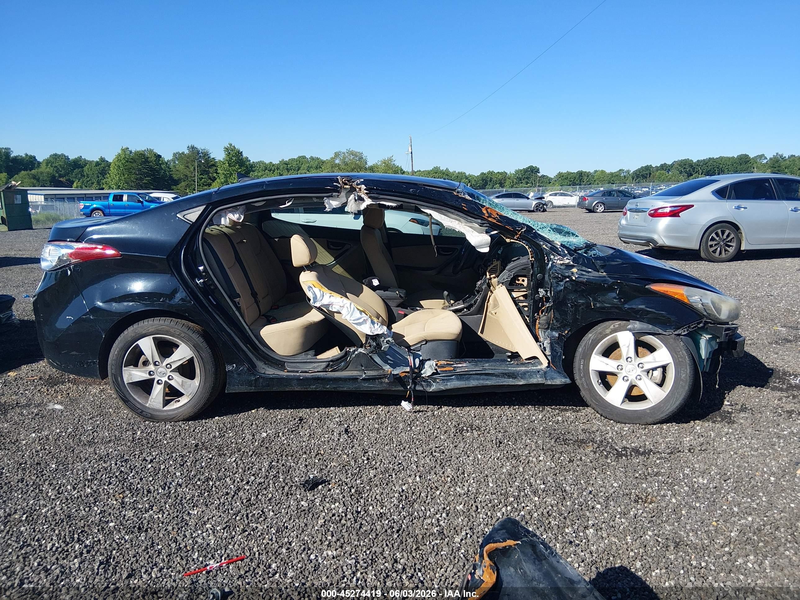 2013 Hyundai Elantra Gls Black vin: KMHDH4AE2DU571365