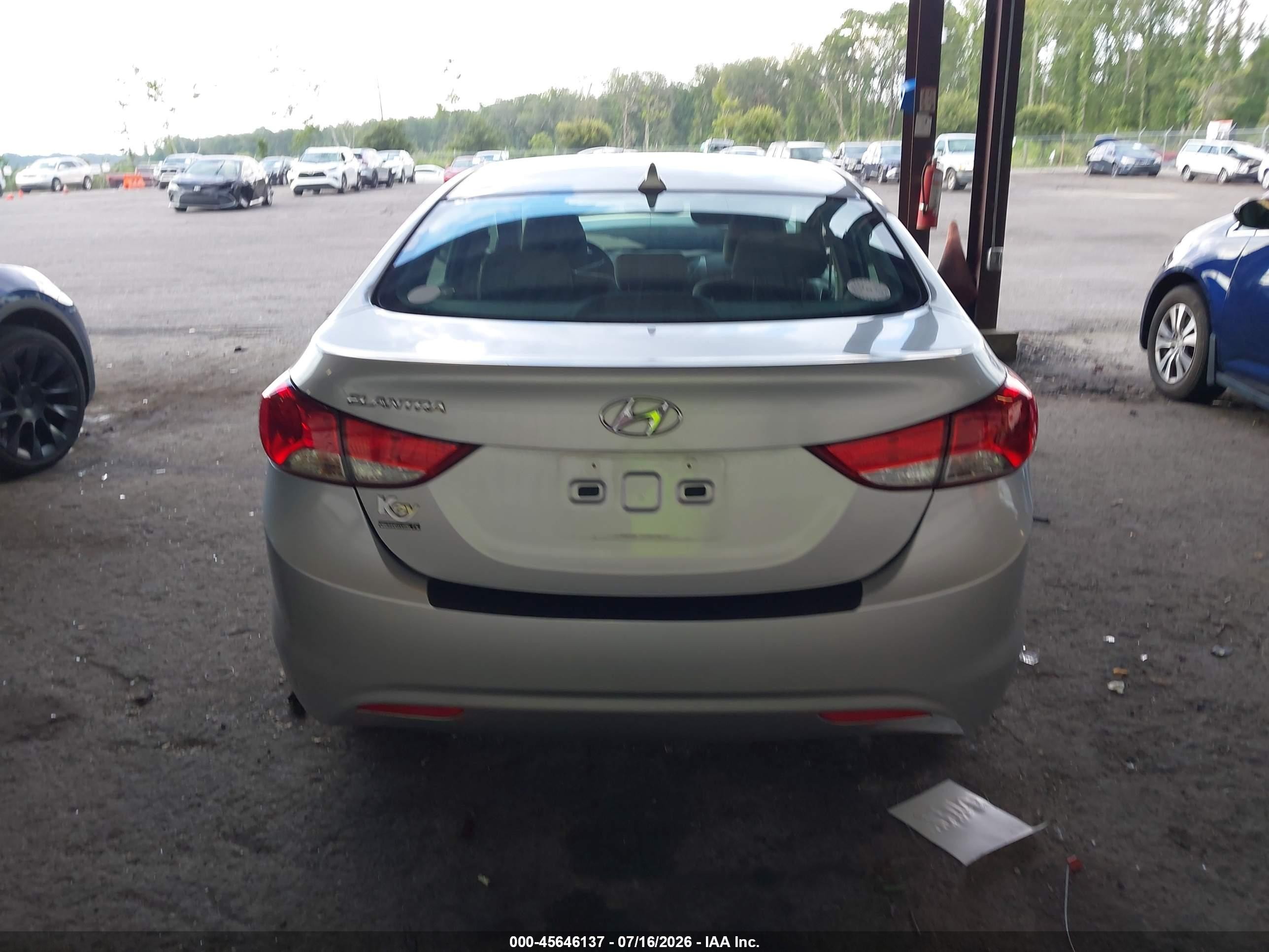 2013 Hyundai Elantra Gls Silver vin: KMHDH4AE2DU580261