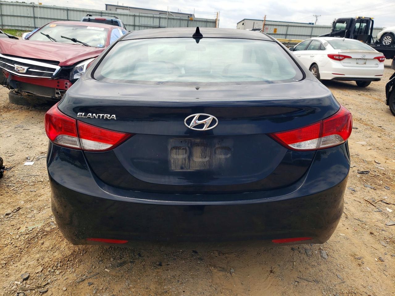 2013 Hyundai Elantra Gls Black vin: KMHDH4AE2DU656481