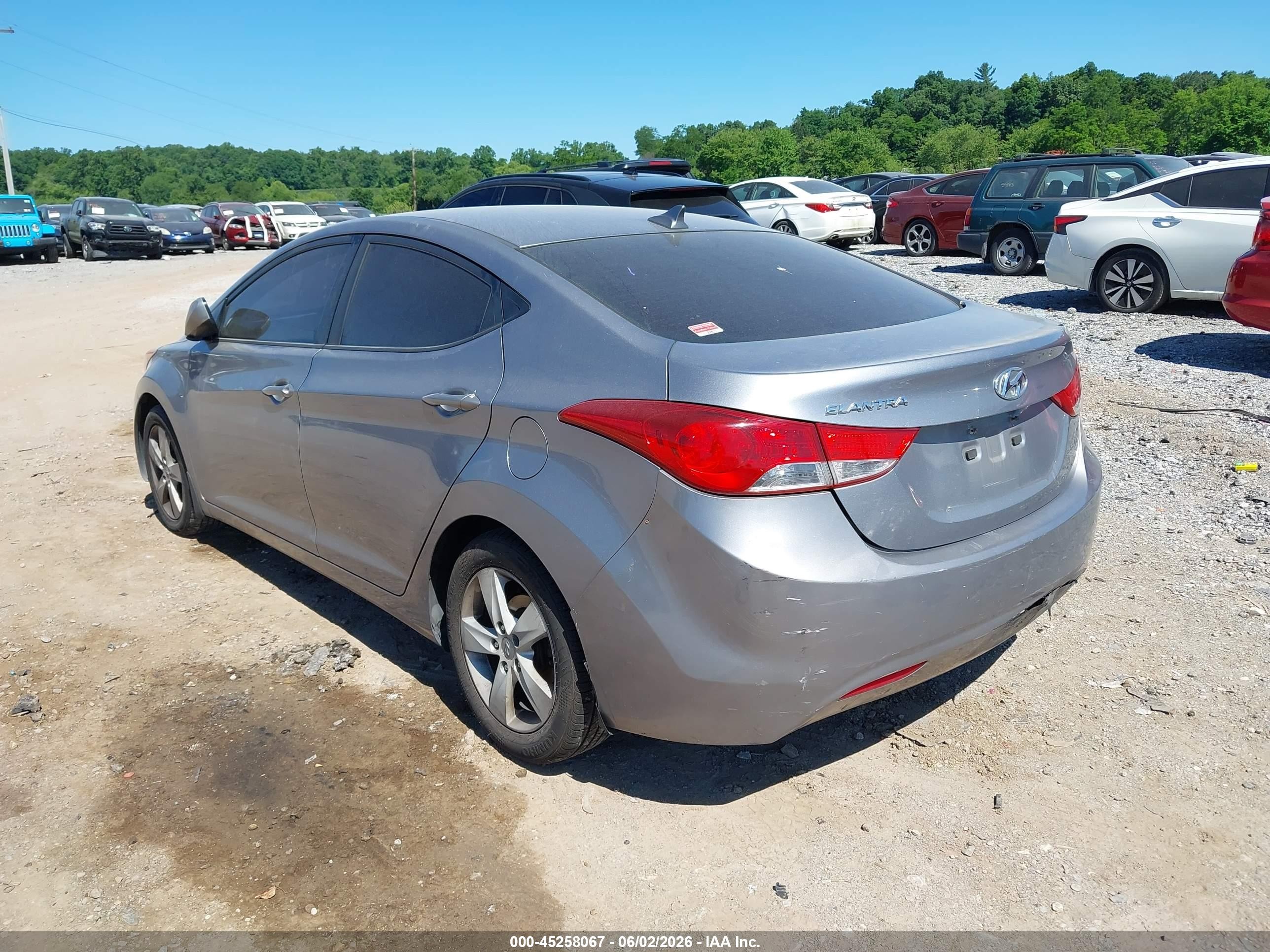 2013 Hyundai Elantra Gls Серый vin: KMHDH4AE2DU659459