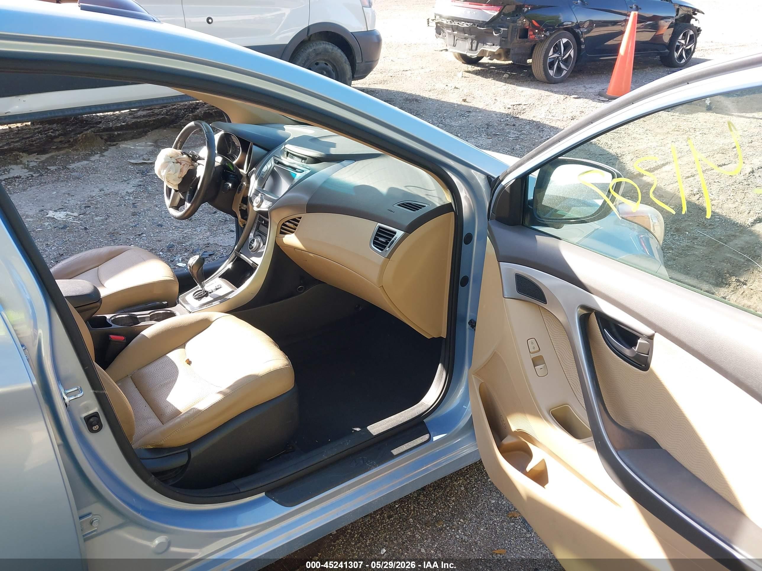 2013 Hyundai Elantra Limited Blue vin: KMHDH4AE2DU694857