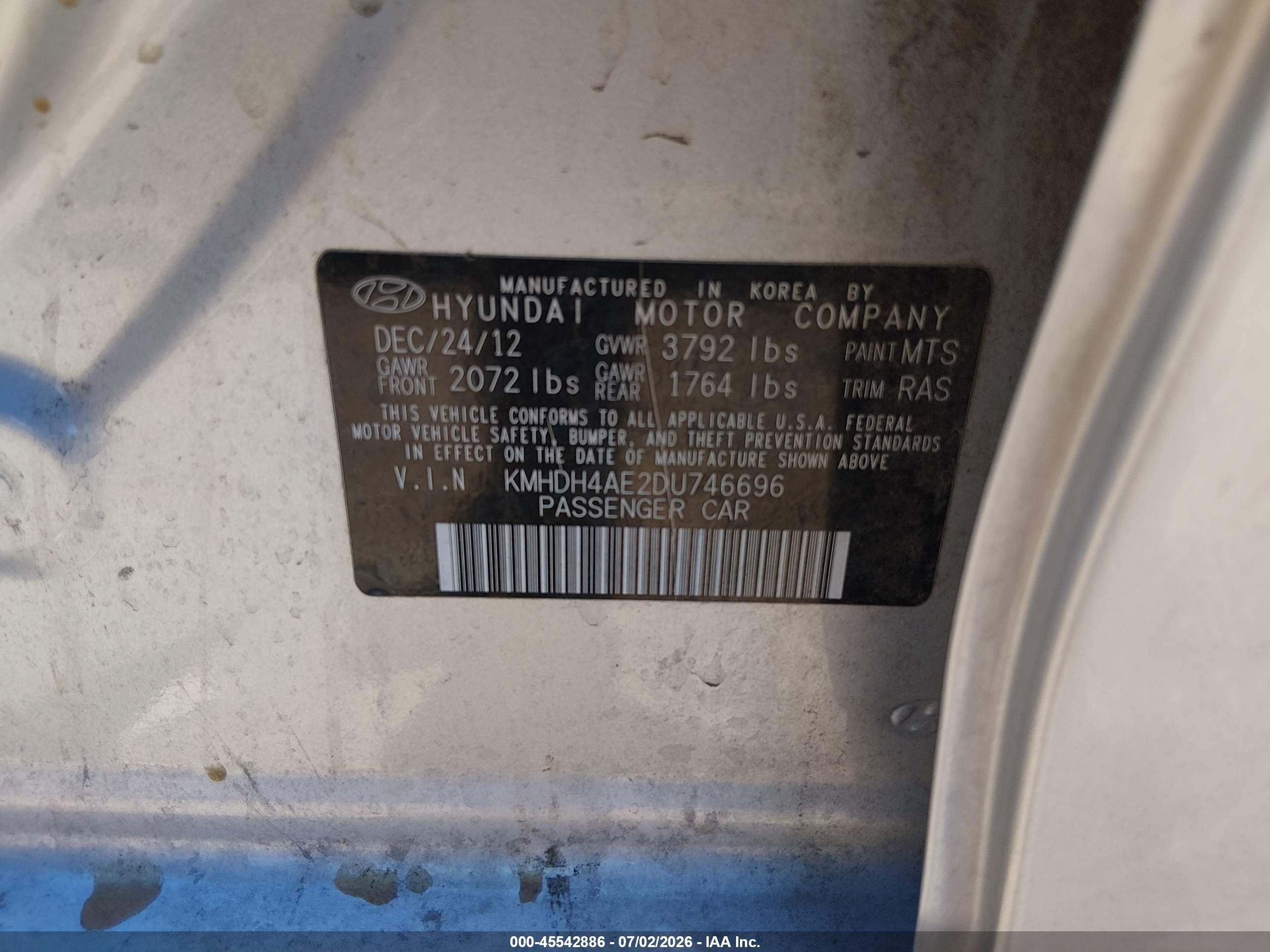 2013 Hyundai Elantra Limited Silver vin: KMHDH4AE2DU746696