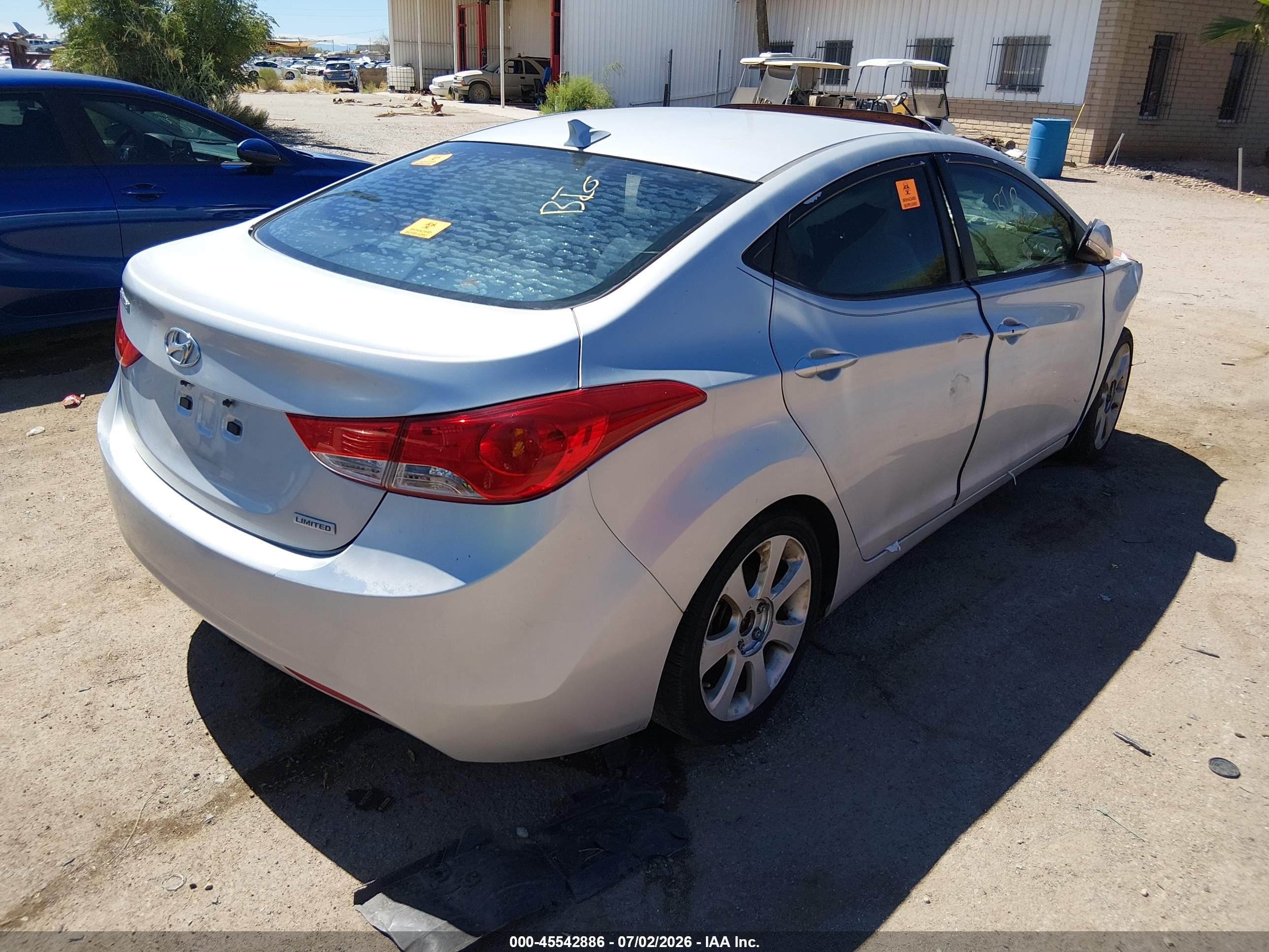 2013 Hyundai Elantra Limited Silver vin: KMHDH4AE2DU746696