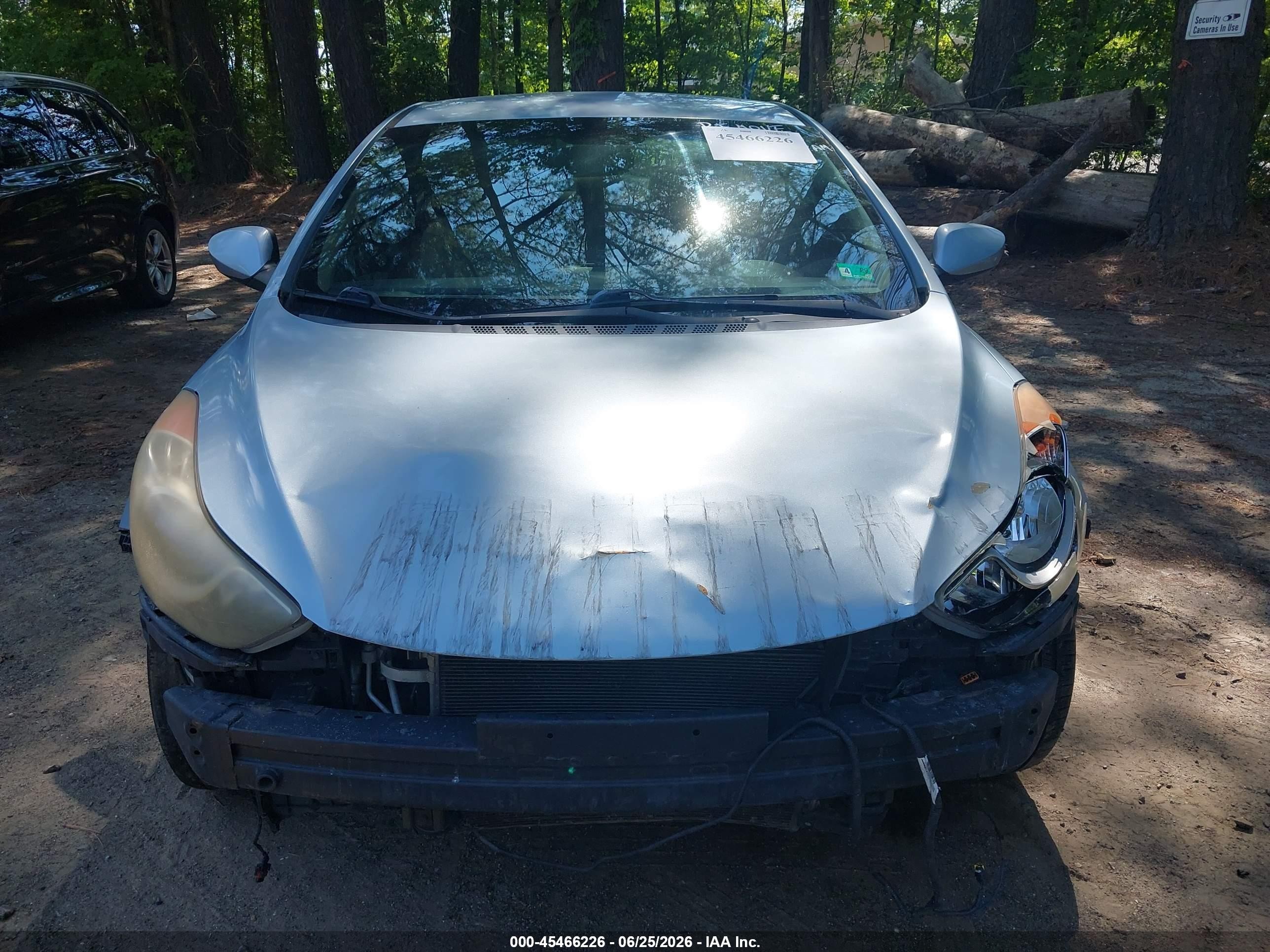 2013 Hyundai Elantra Gls Light Blue vin: KMHDH4AE2DU750361