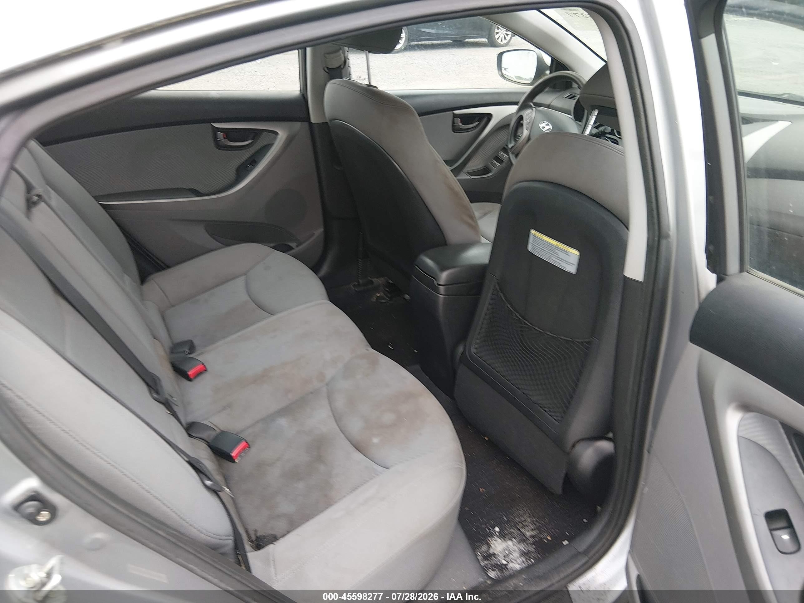 2013 Hyundai Elantra Gls Silver vin: KMHDH4AE2DU750408