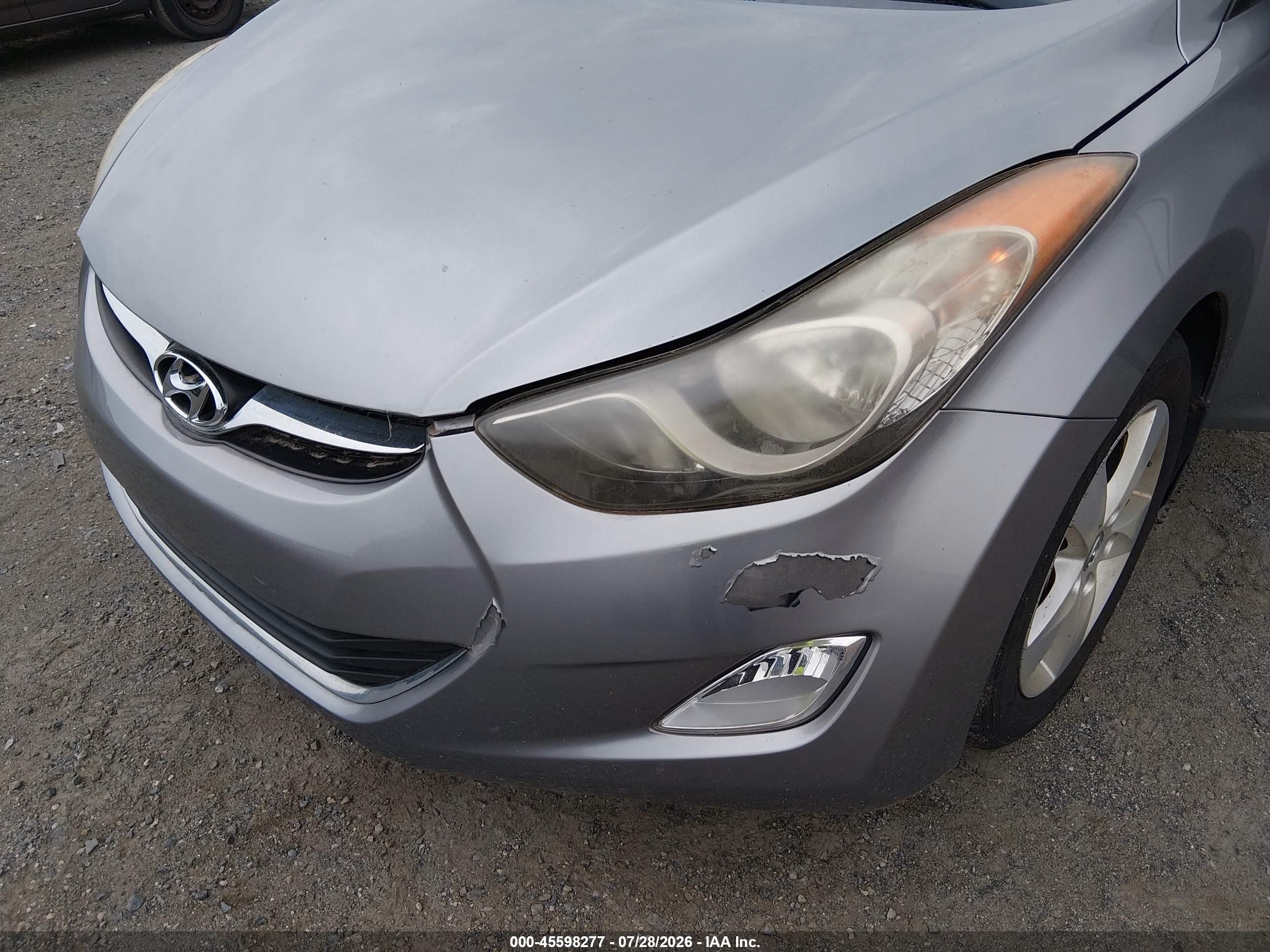 2013 Hyundai Elantra Gls Silver vin: KMHDH4AE2DU750408